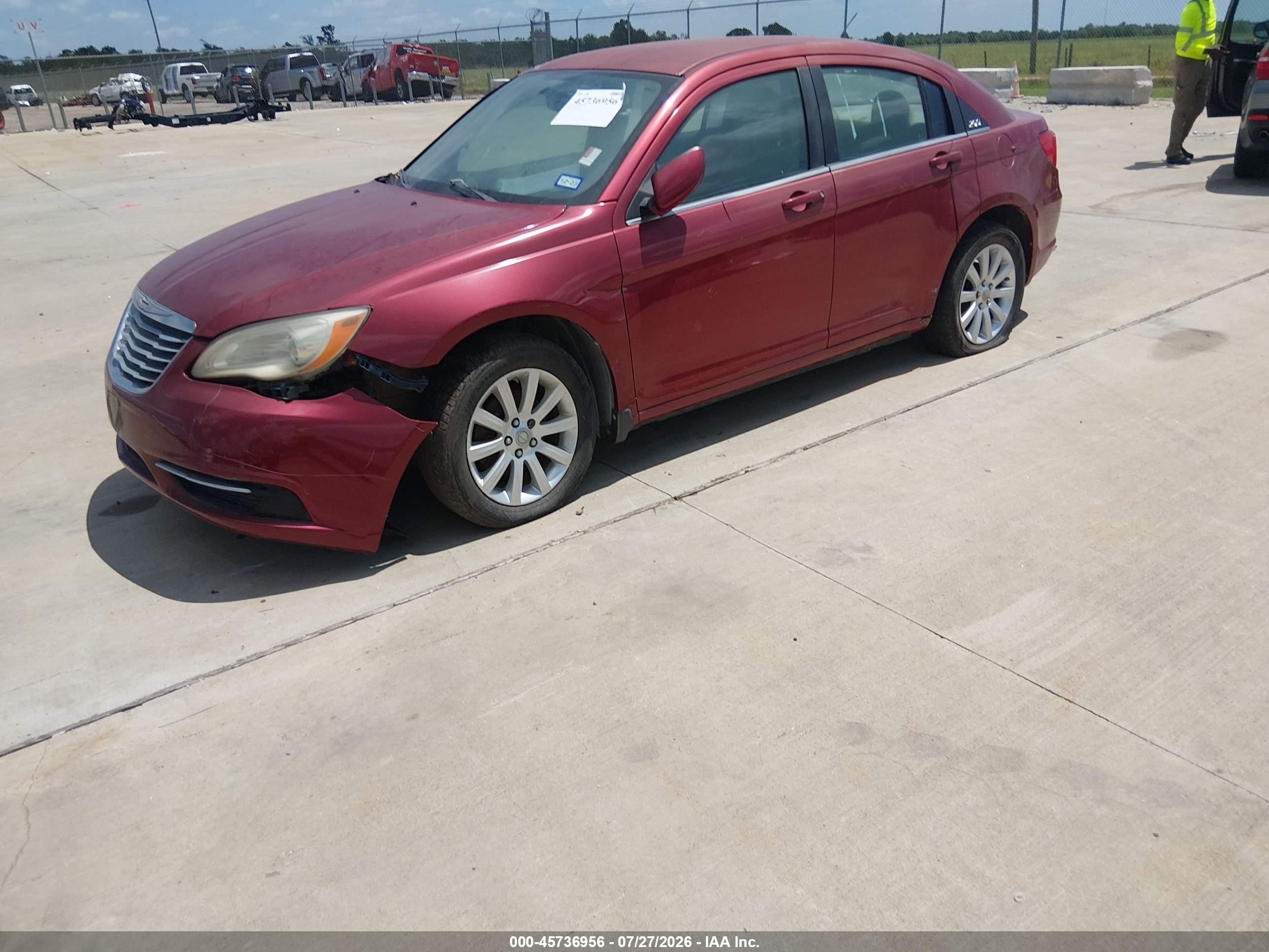 2013 Chrysler 200 Touring Maroon vin: 1C3CCBBB6DN513863