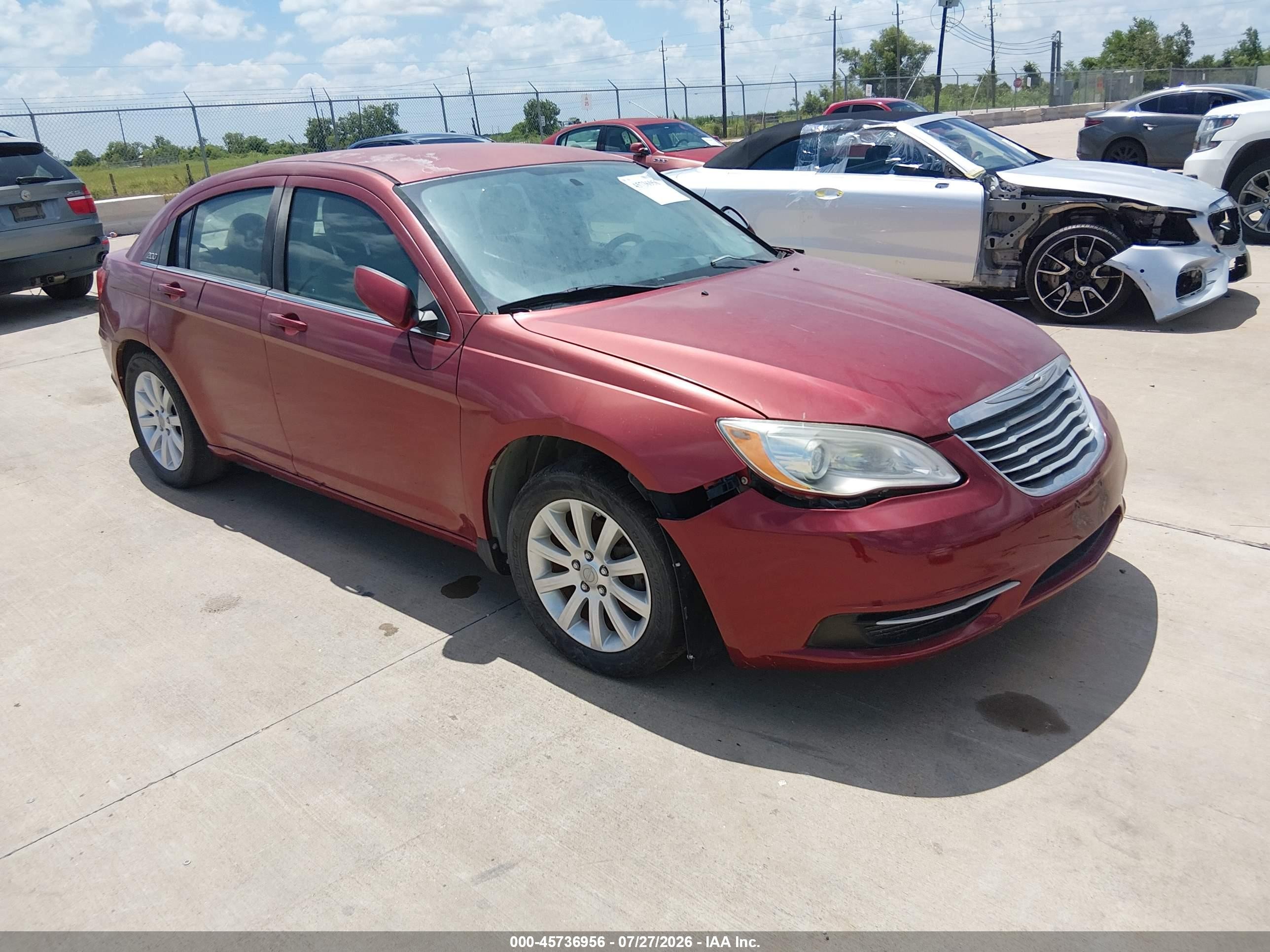2013 Chrysler 200 Touring Maroon vin: 1C3CCBBB6DN513863