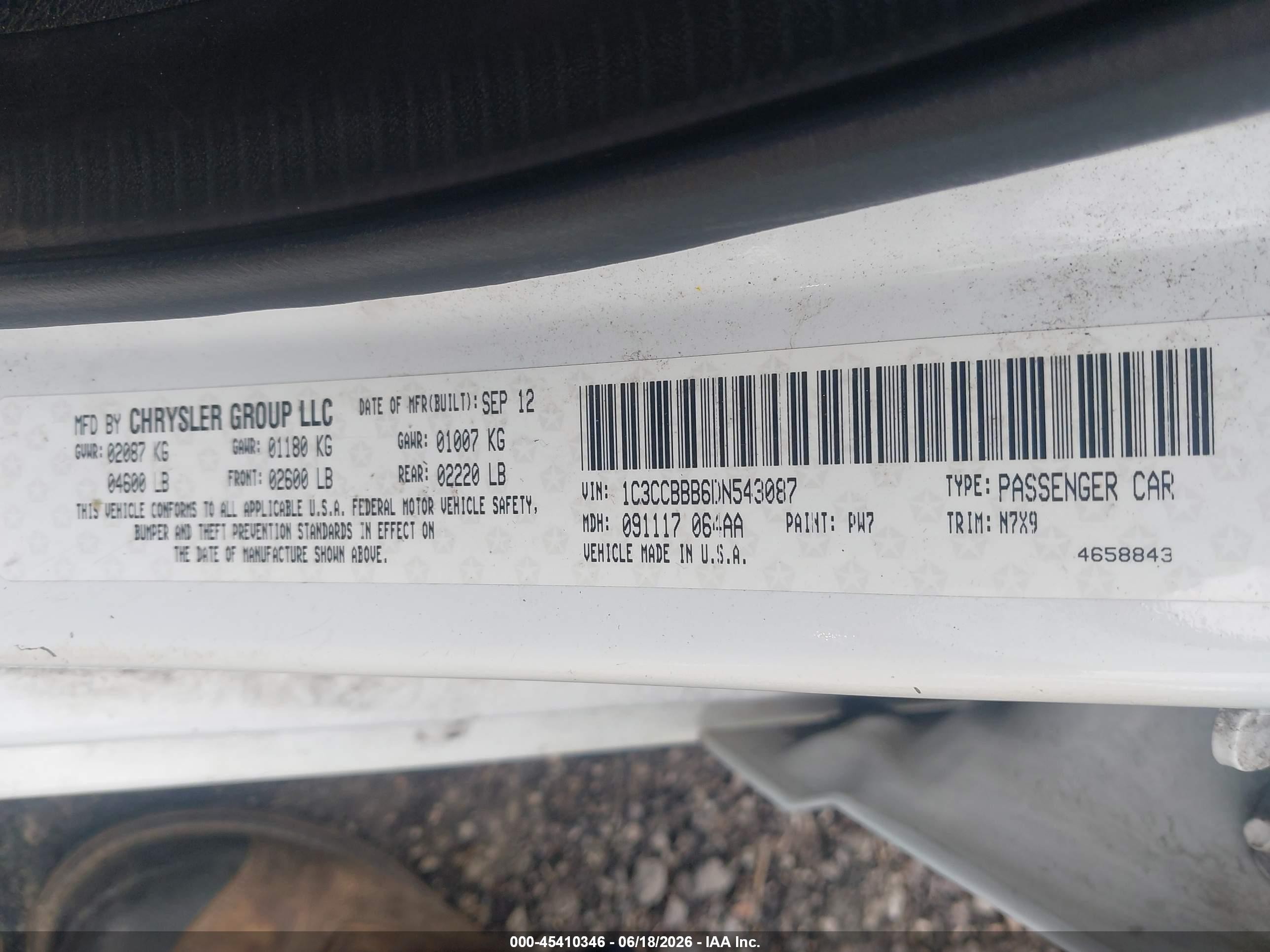 2013 Chrysler 200 Touring White vin: 1C3CCBBB6DN543087