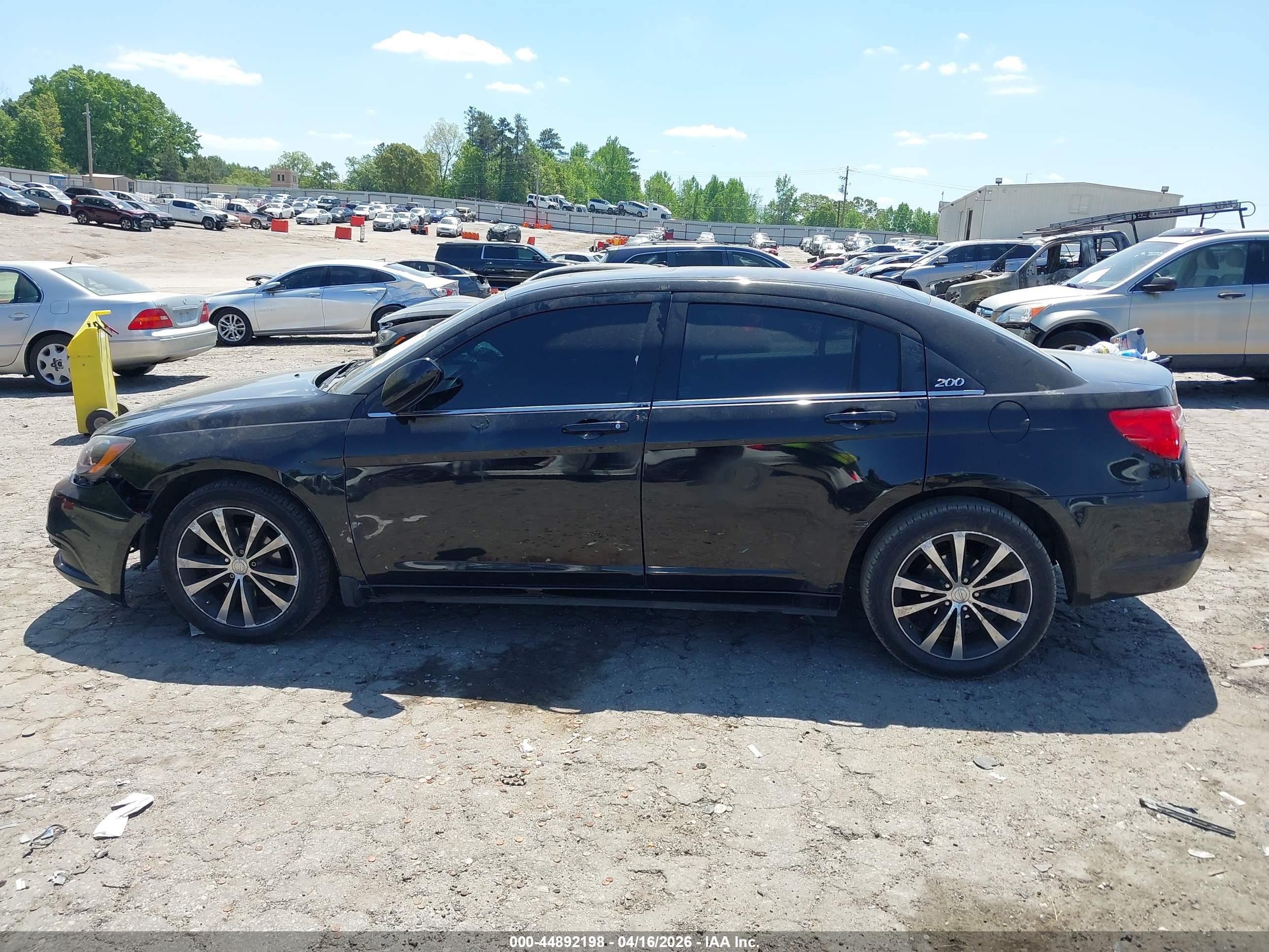 2013 Chrysler 200 Touring Black vin: 1C3CCBBB6DN595836