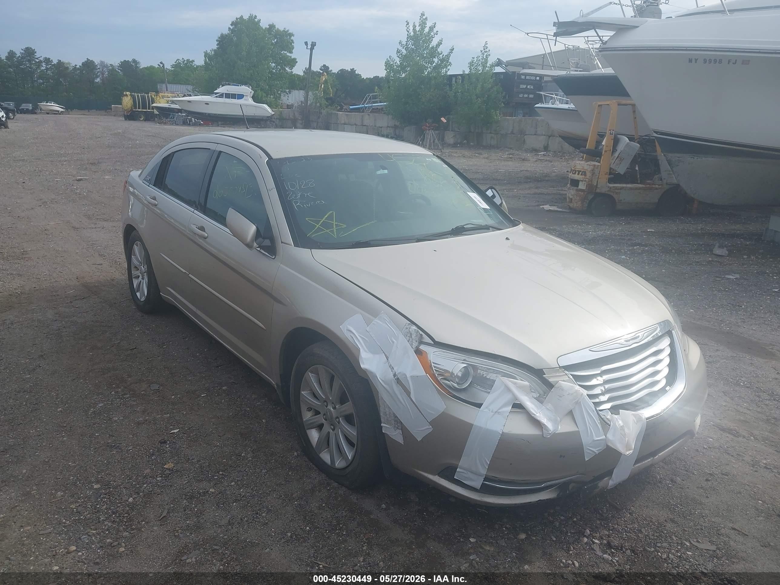 2013 Chrysler 200 Touring Gold vin: 1C3CCBBB6DN639124