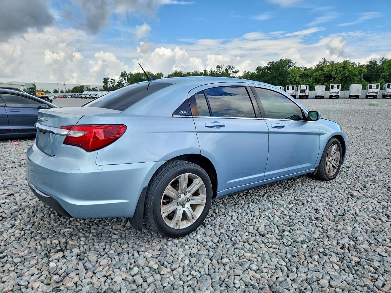 2013 Chrysler 200 Touring Blue vin: 1C3CCBBB6DN676383