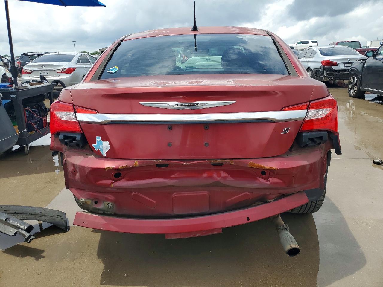 2014 Chrysler 200 Touring Burgundy vin: 1C3CCBBB6EN197883