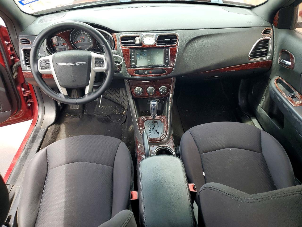 2014 Chrysler 200 Touring Burgundy vin: 1C3CCBBB6EN197883