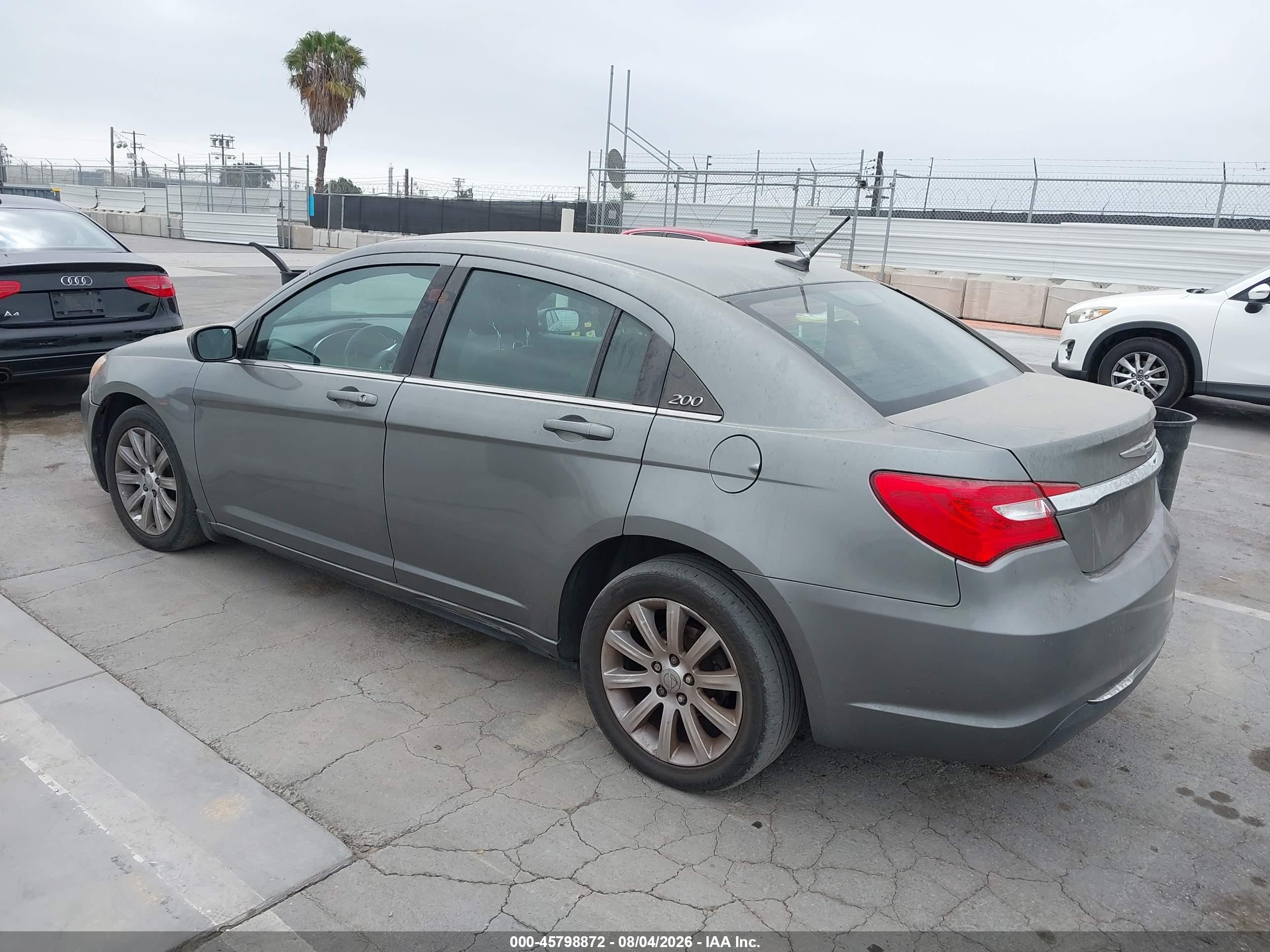 2012 Chrysler 200 Touring Серый vin: 1C3CCBBB7CN120632