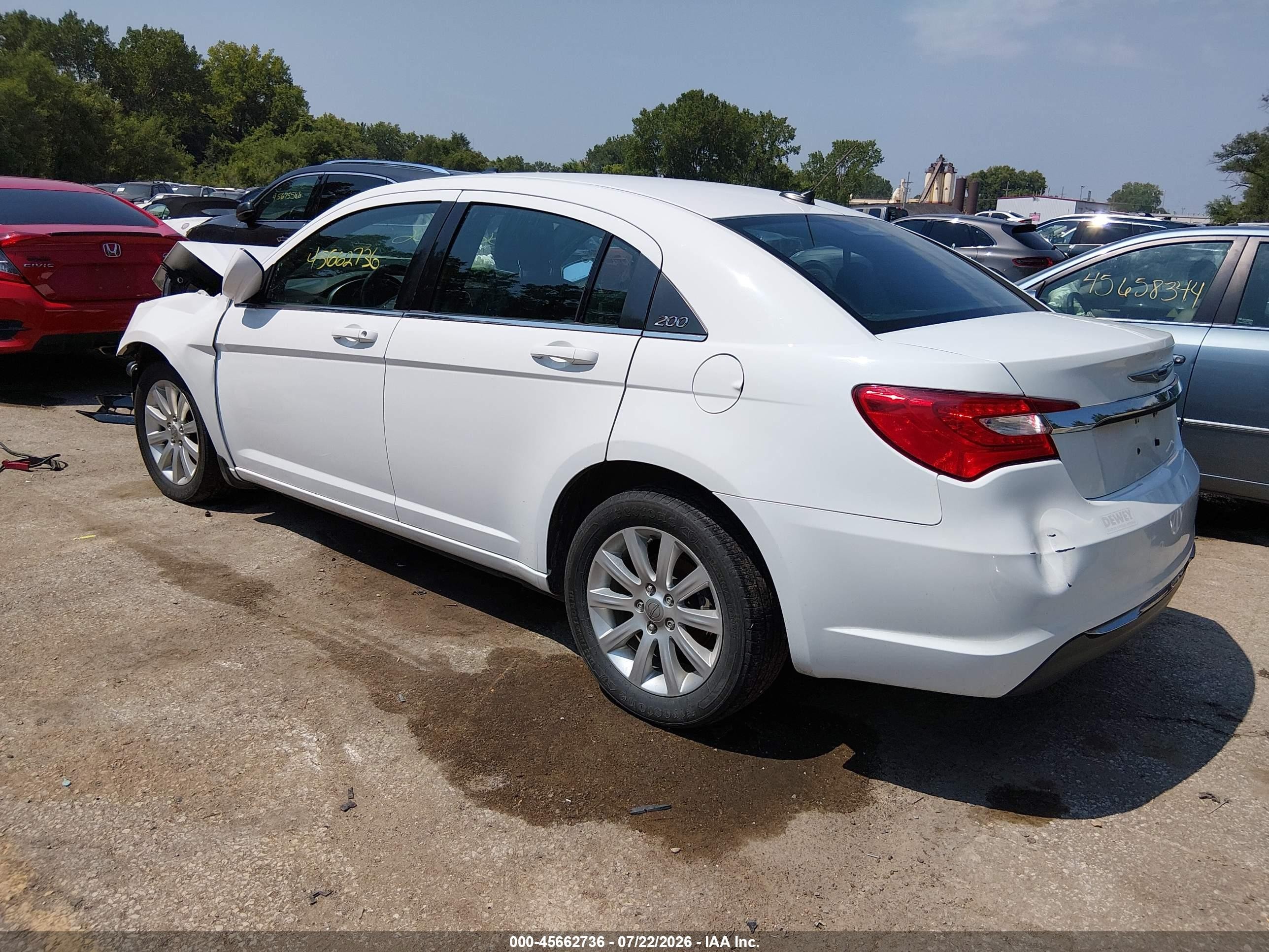 2012 Chrysler 200 Touring White vin: 1C3CCBBB7CN210427