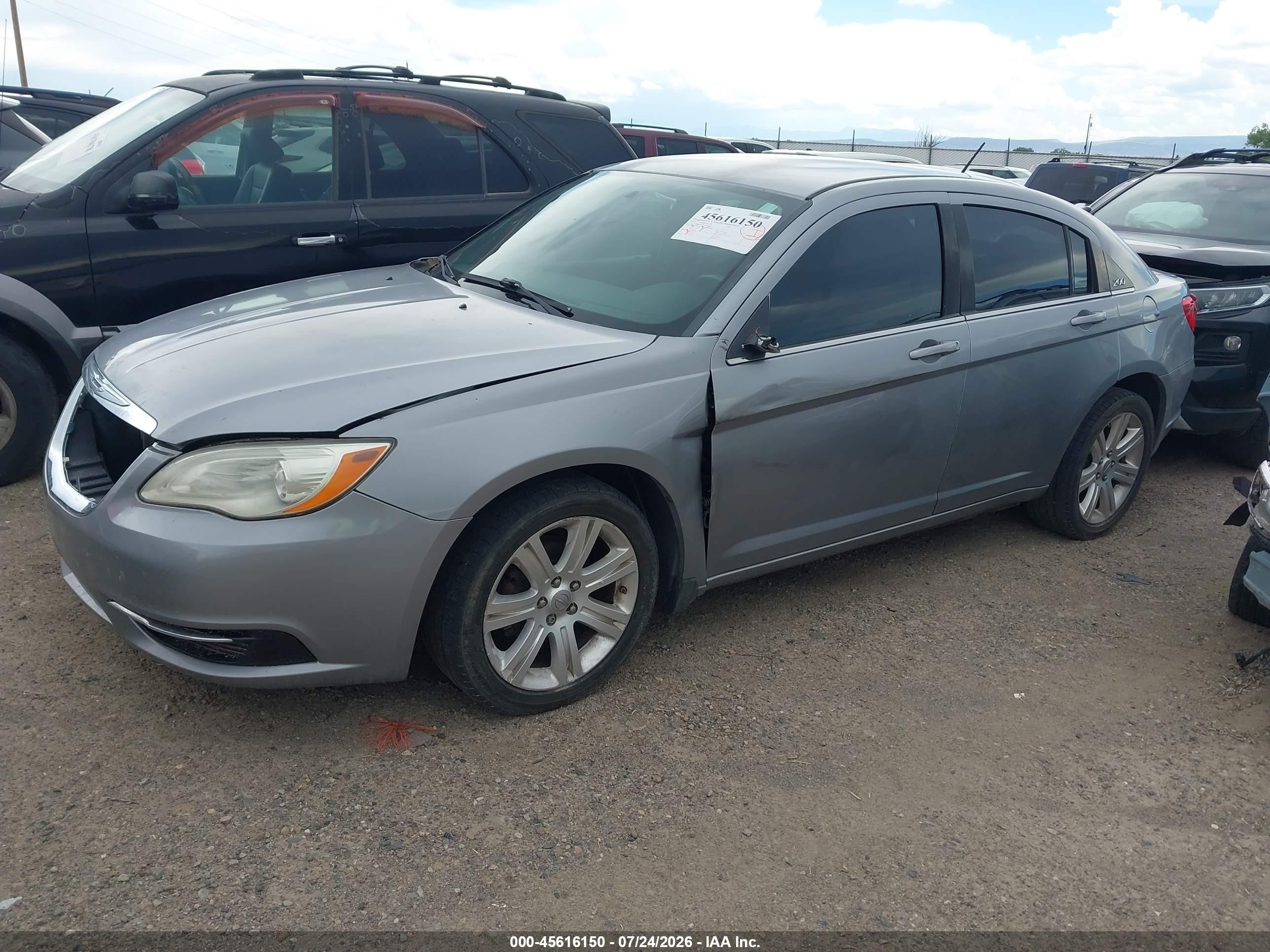 2013 Chrysler 200 Touring Silver vin: 1C3CCBBB7DN542448