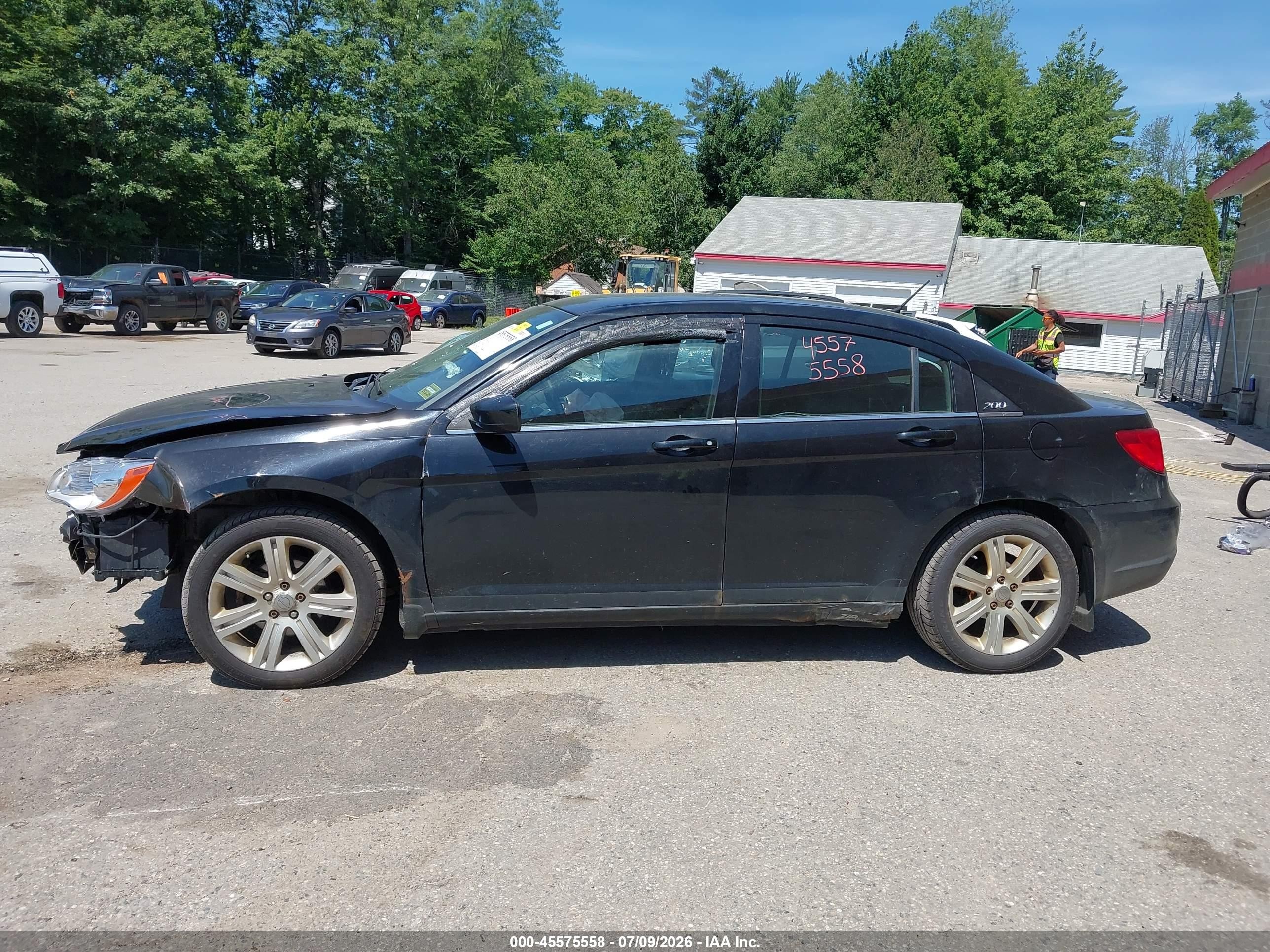 2013 Chrysler 200 Touring Черный vin: 1C3CCBBB7DN543678