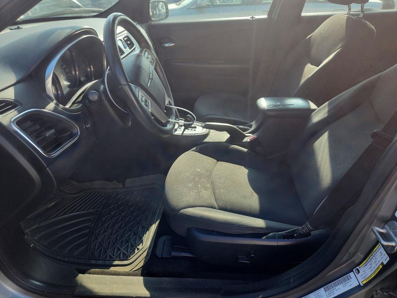 2013 Chrysler 200 Touring Серый vin: 1C3CCBBB7DN570976