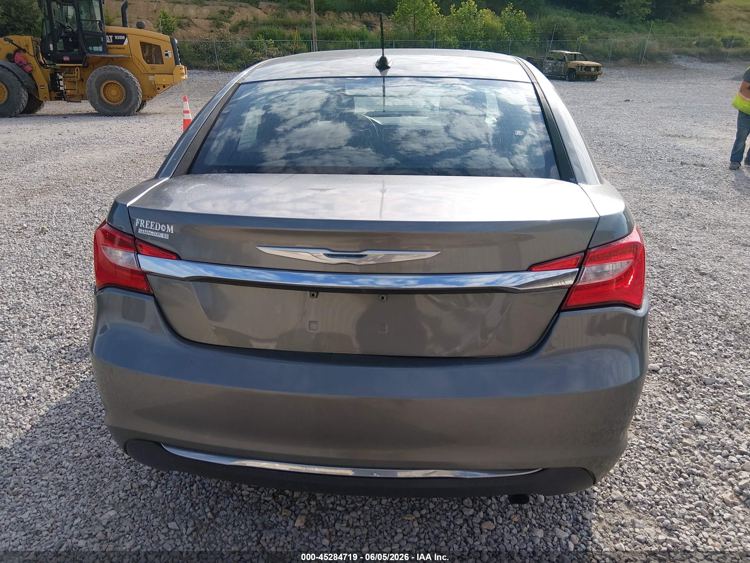 2013 Chrysler 200 Touring Gray vin: 1C3CCBBB7DN602227