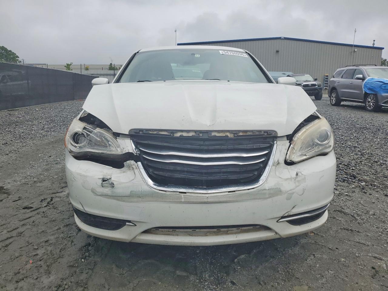 2012 Chrysler 200 Touring Белый vin: 1C3CCBBB8CN160864