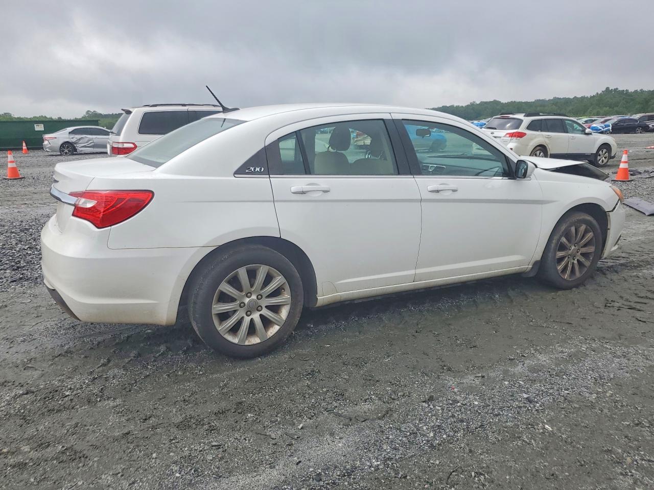 2012 Chrysler 200 Touring Белый vin: 1C3CCBBB8CN160864
