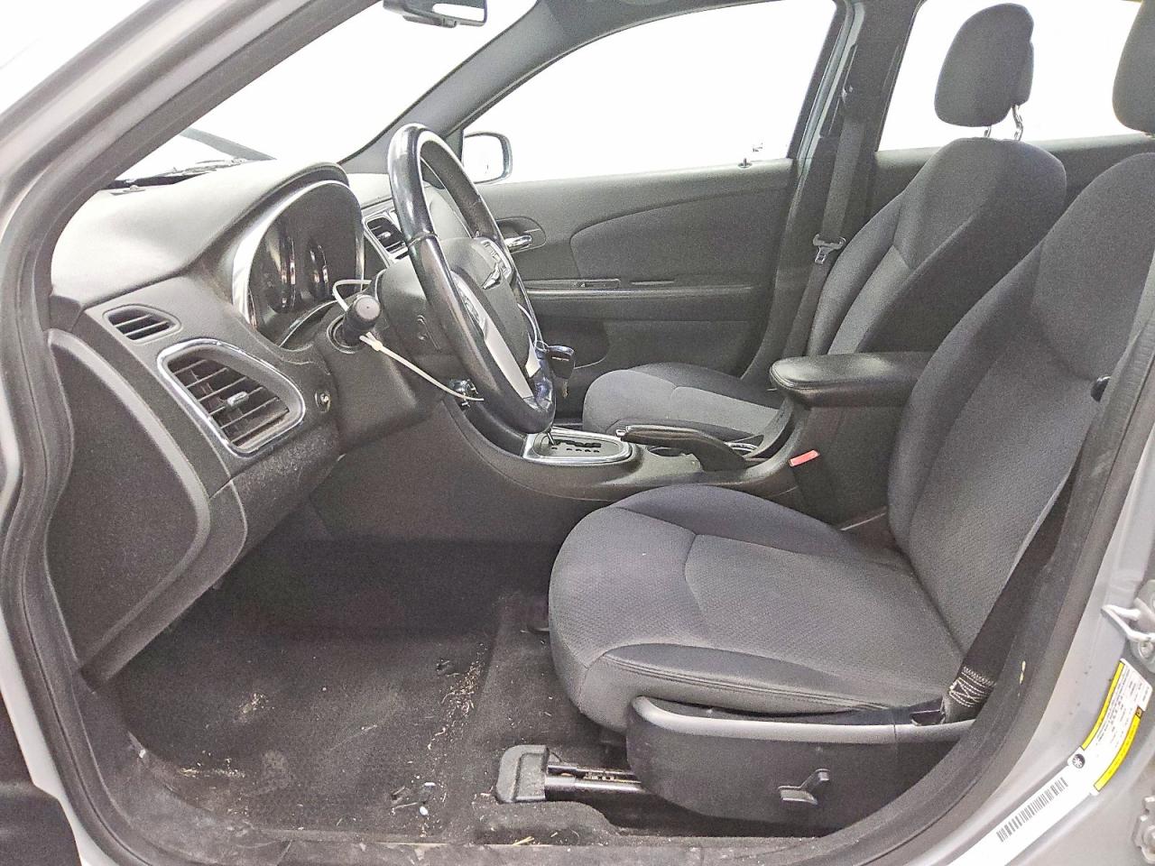 2013 Chrysler 200 Touring Silver vin: 1C3CCBBB8DN516019