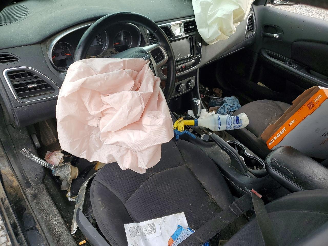 2013 Chrysler 200 Черный vin: 1C3CCBBB8DN570100
