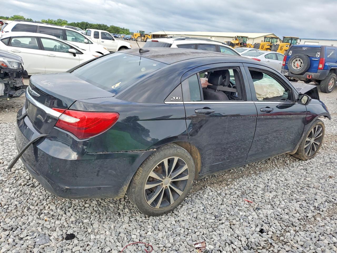 2013 Chrysler 200 Черный vin: 1C3CCBBB8DN570100