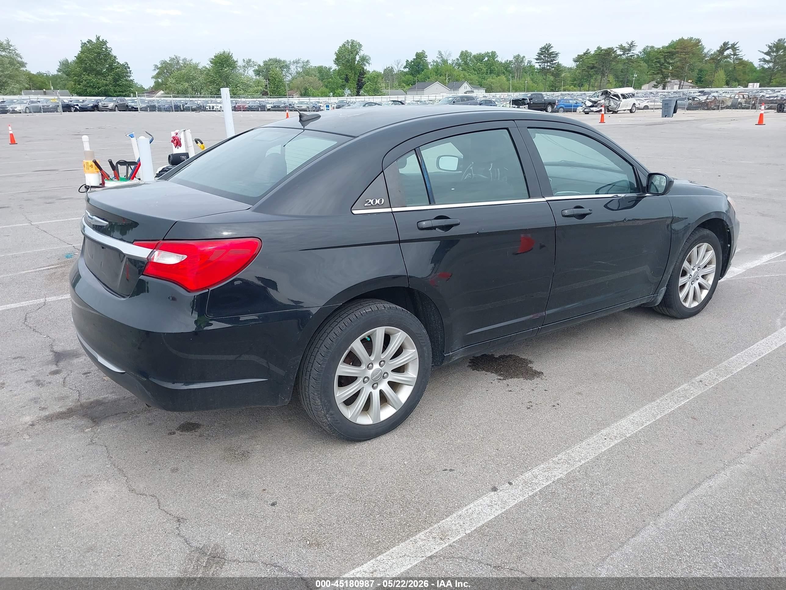 2013 Chrysler 200 Touring Черный vin: 1C3CCBBB8DN574373
