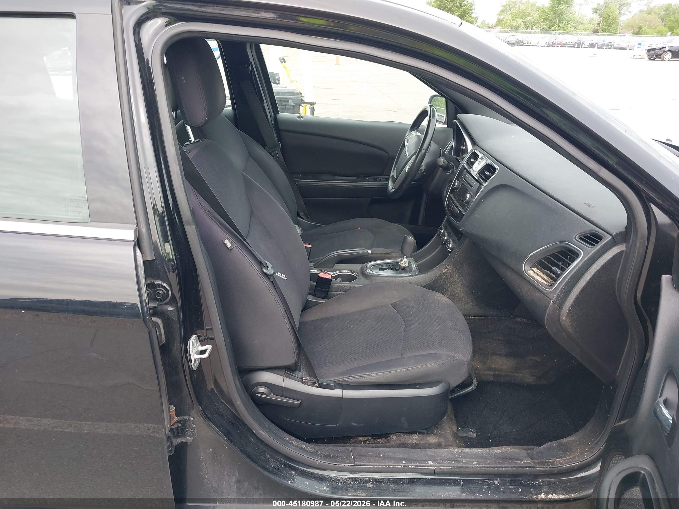 2013 Chrysler 200 Touring Черный vin: 1C3CCBBB8DN574373