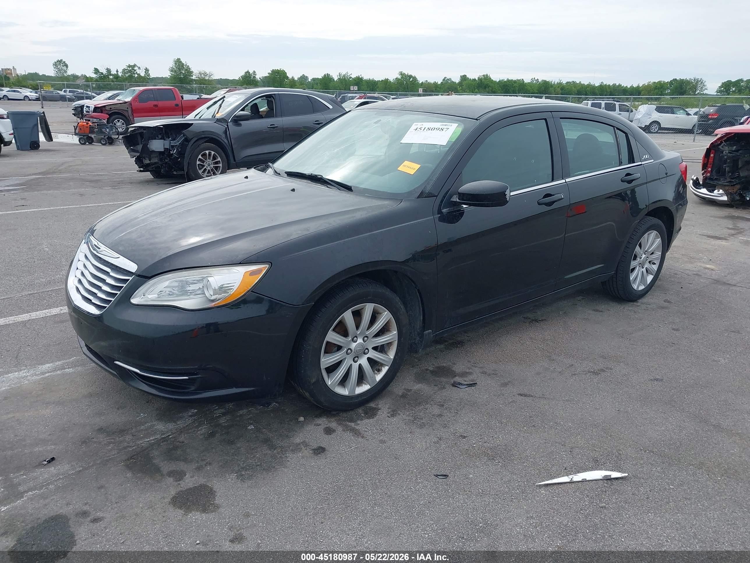 2013 Chrysler 200 Touring Черный vin: 1C3CCBBB8DN574373