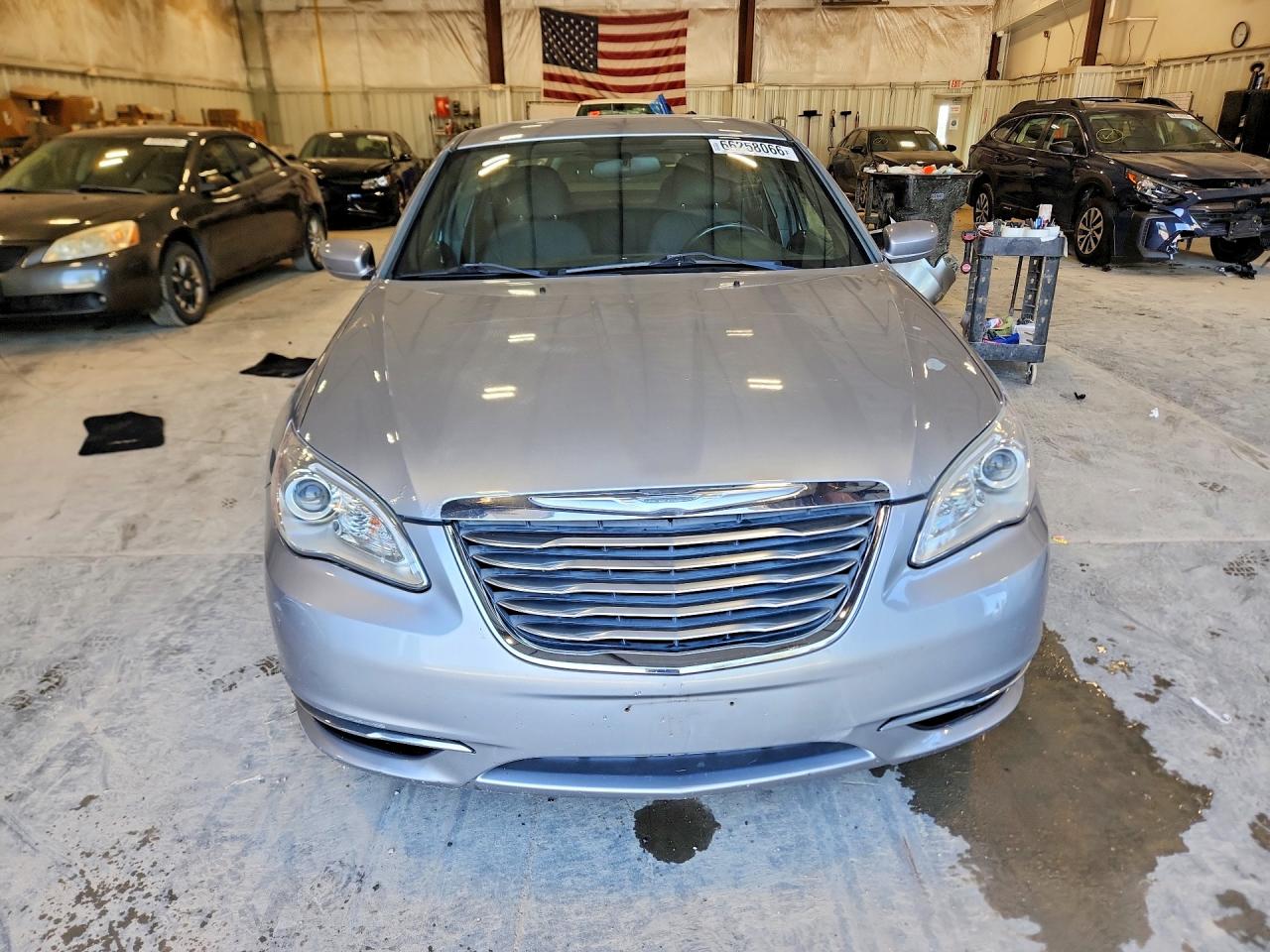 2013 Chrysler 200 Touring Gray vin: 1C3CCBBB8DN617206