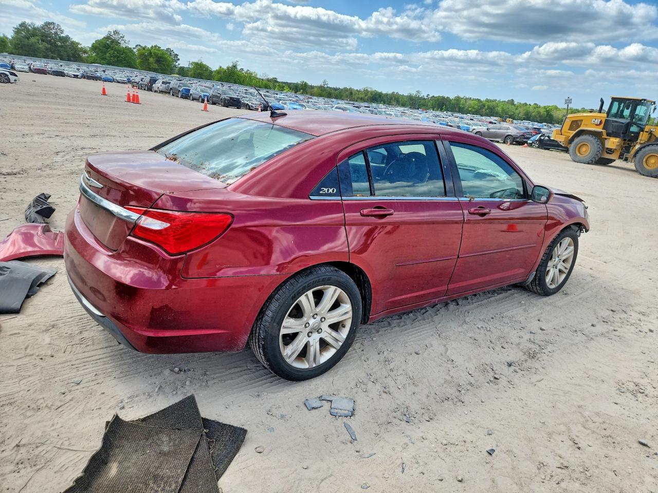 2013 Chrysler 200 Touring Burgundy vin: 1C3CCBBB8DN656510
