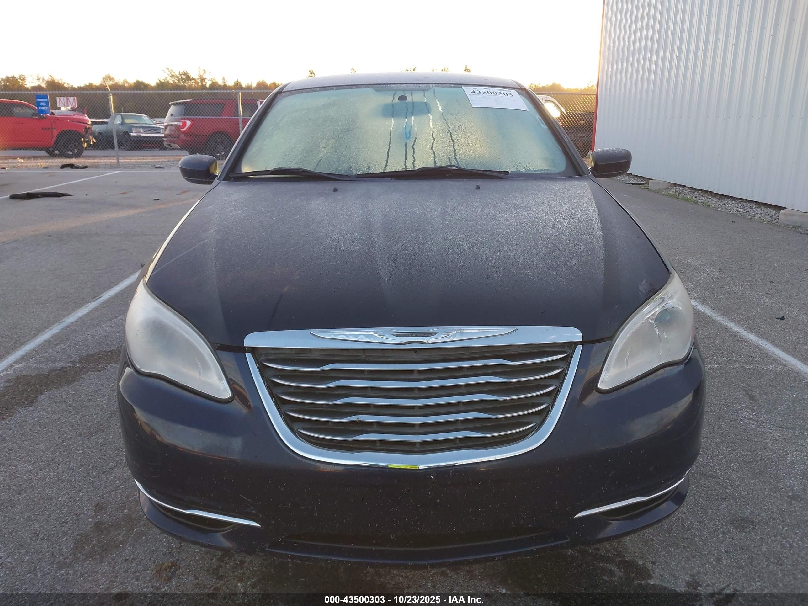 2013 Chrysler 200 Touring Синий vin: 1C3CCBBB8DN688941