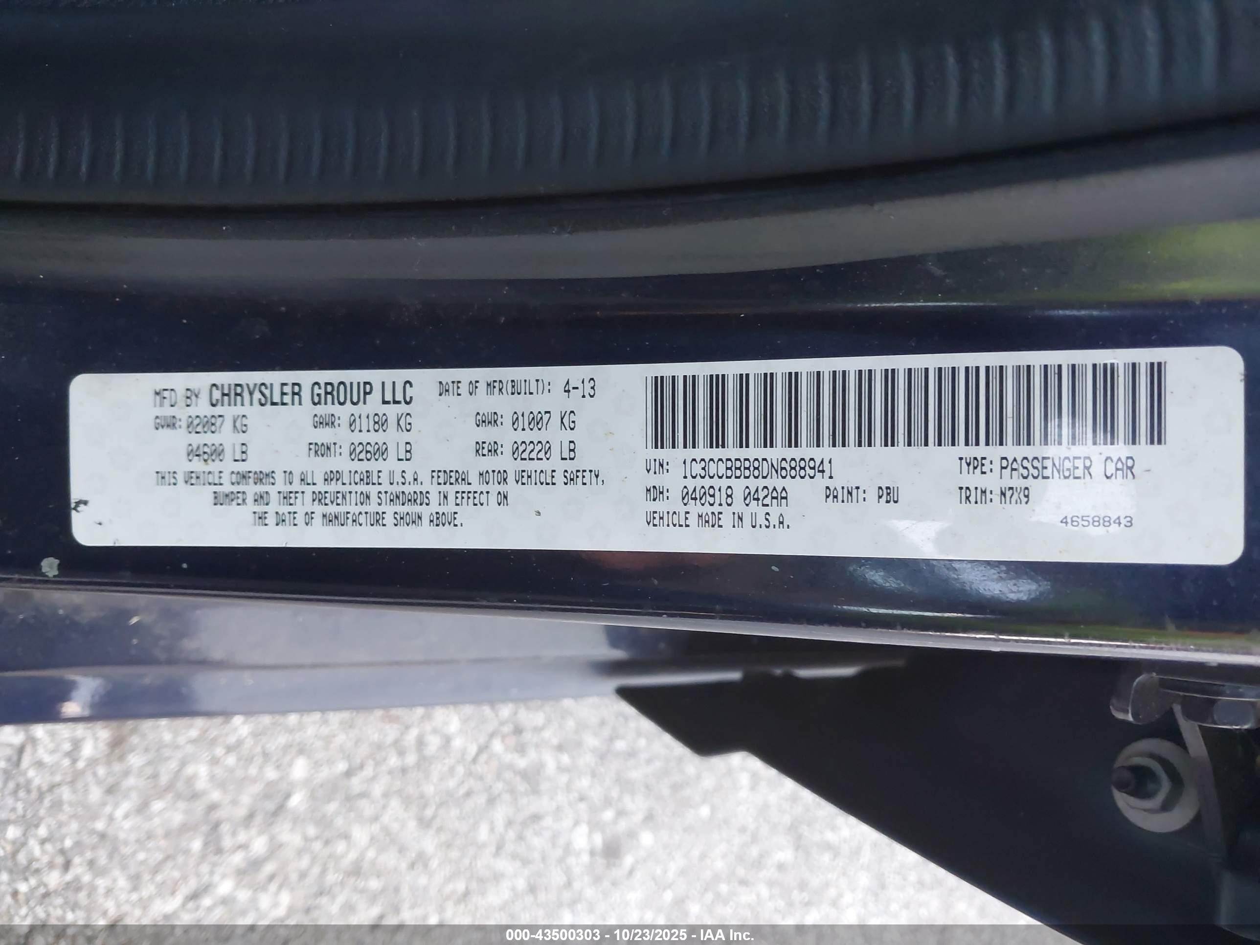 2013 Chrysler 200 Touring Синий vin: 1C3CCBBB8DN688941