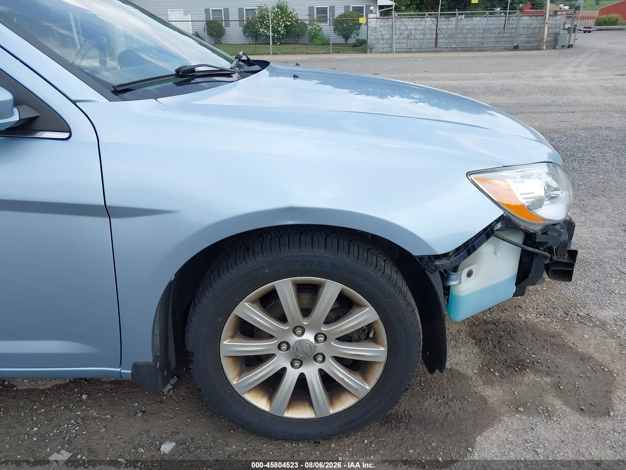 2013 Chrysler 200 Touring Blue vin: 1C3CCBBB8DN743968