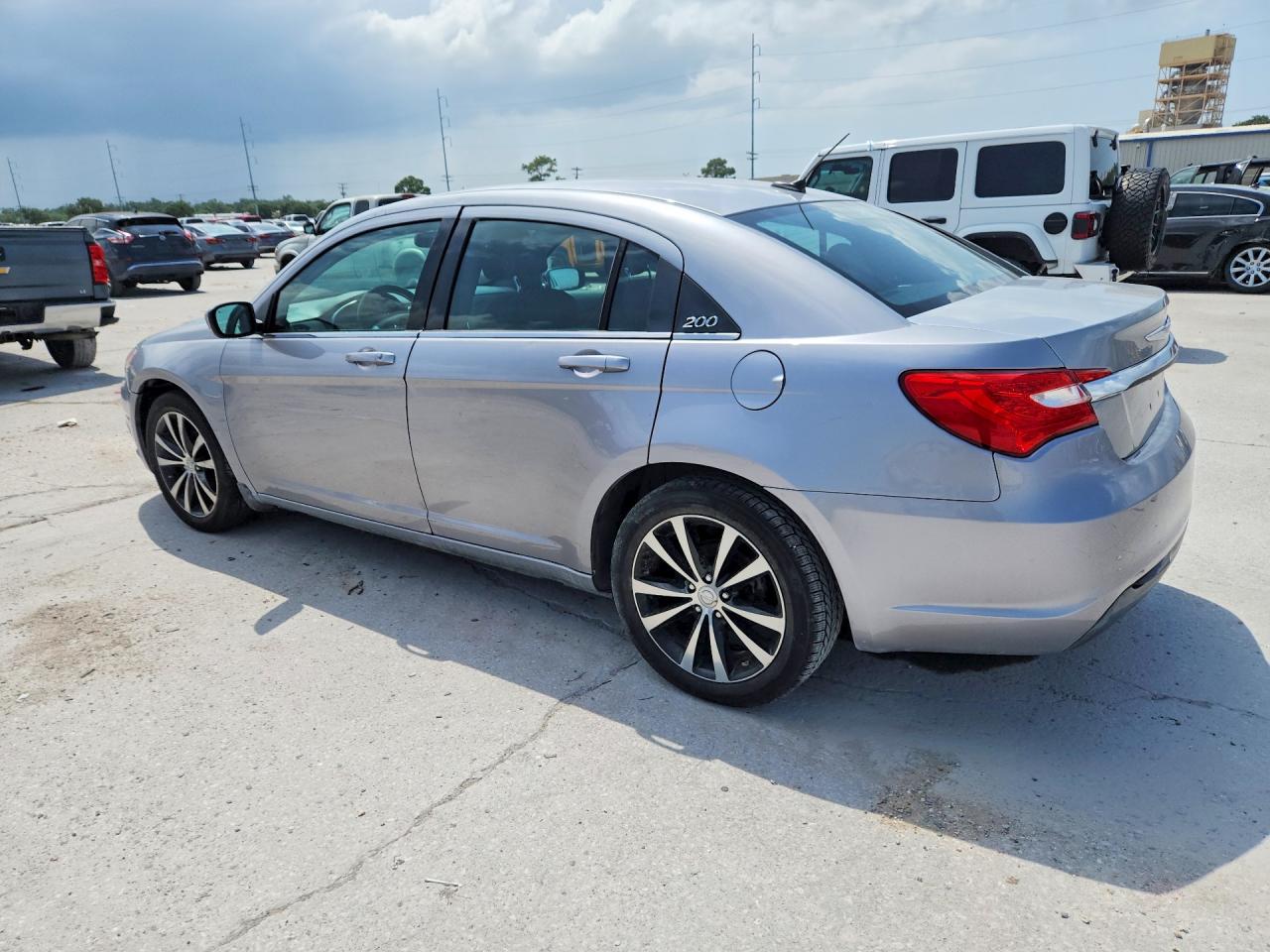 2014 Chrysler 200 Touring Серебряный vin: 1C3CCBBB8EN107617