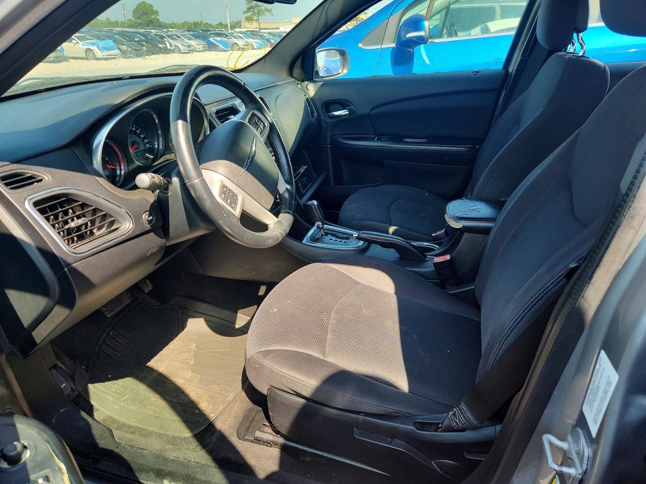 2014 Chrysler 200 Touring Серебряный vin: 1C3CCBBB8EN107617