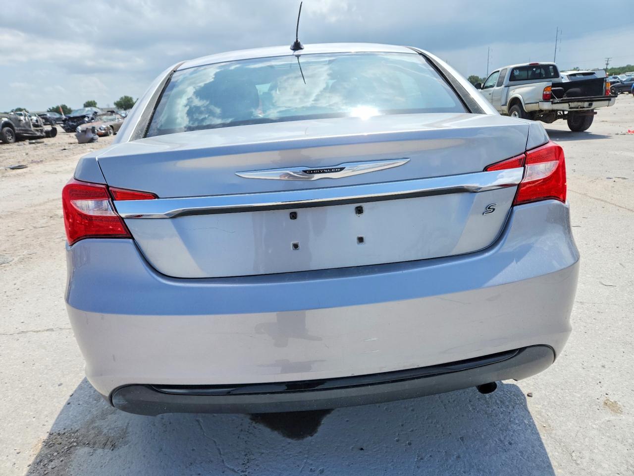 2014 Chrysler 200 Touring Серебряный vin: 1C3CCBBB8EN107617