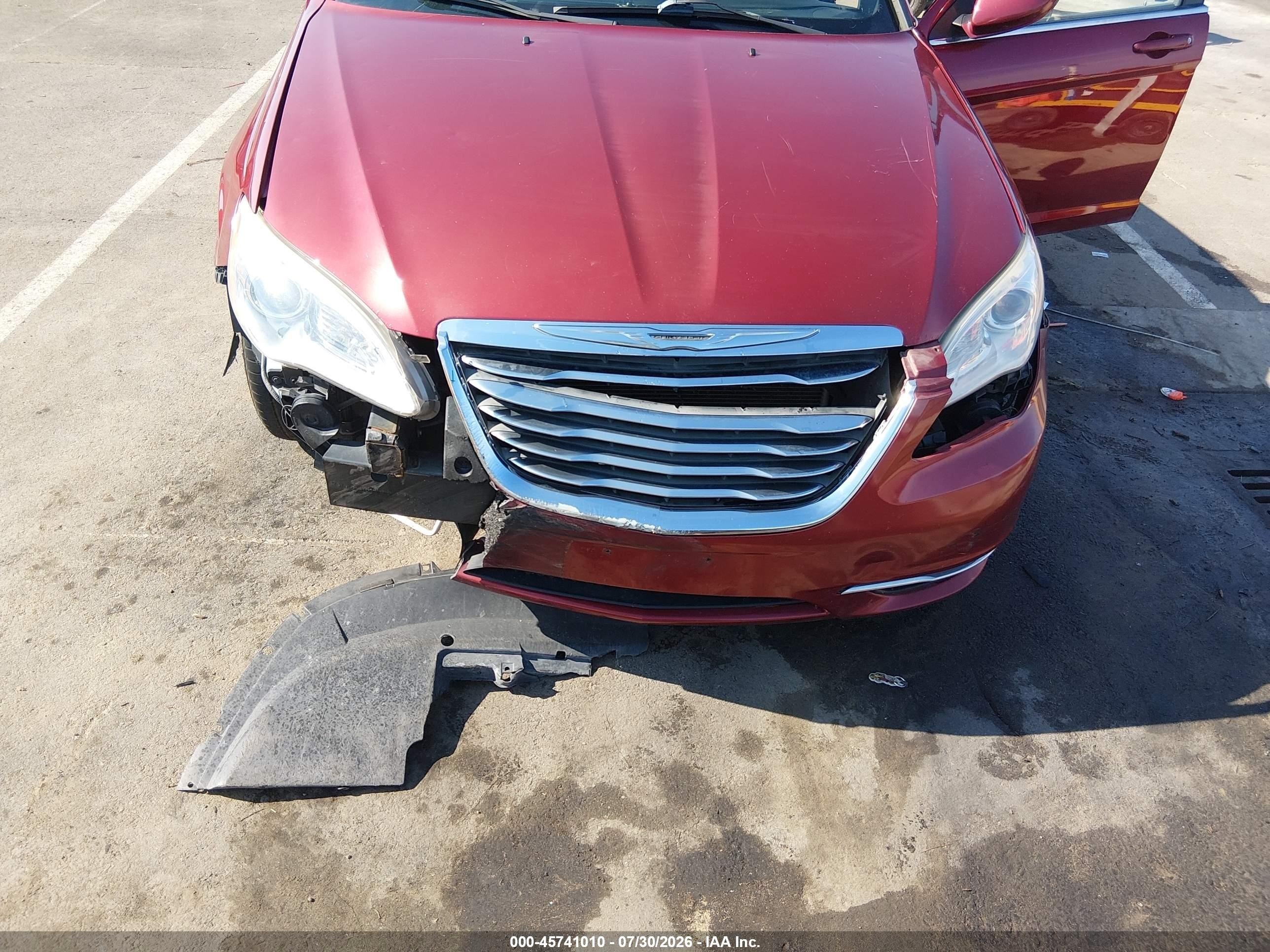 2012 Chrysler 200 Touring Red vin: 1C3CCBBB9CN288062