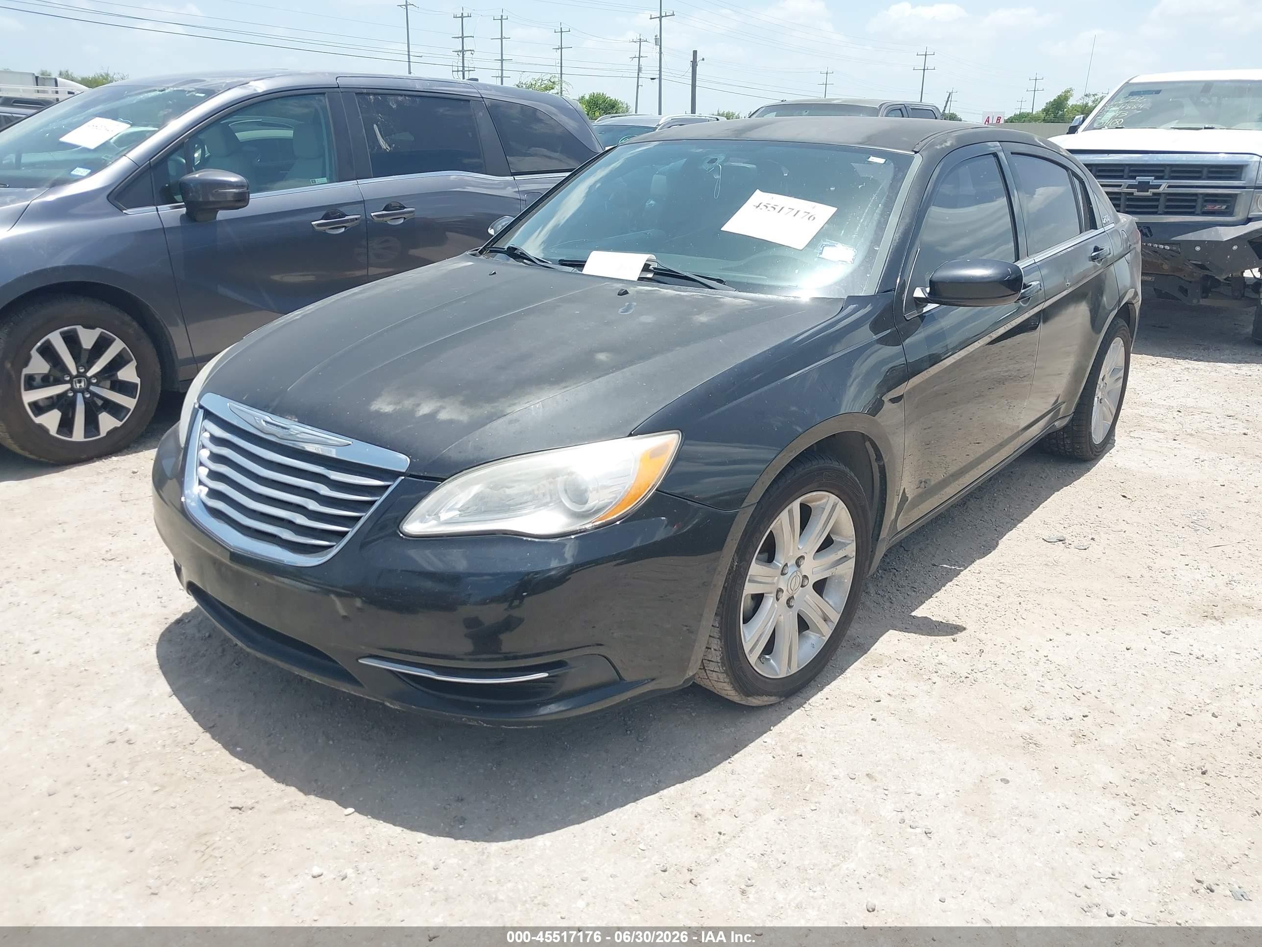 2013 Chrysler 200 Touring Black vin: 1C3CCBBB9DN542015