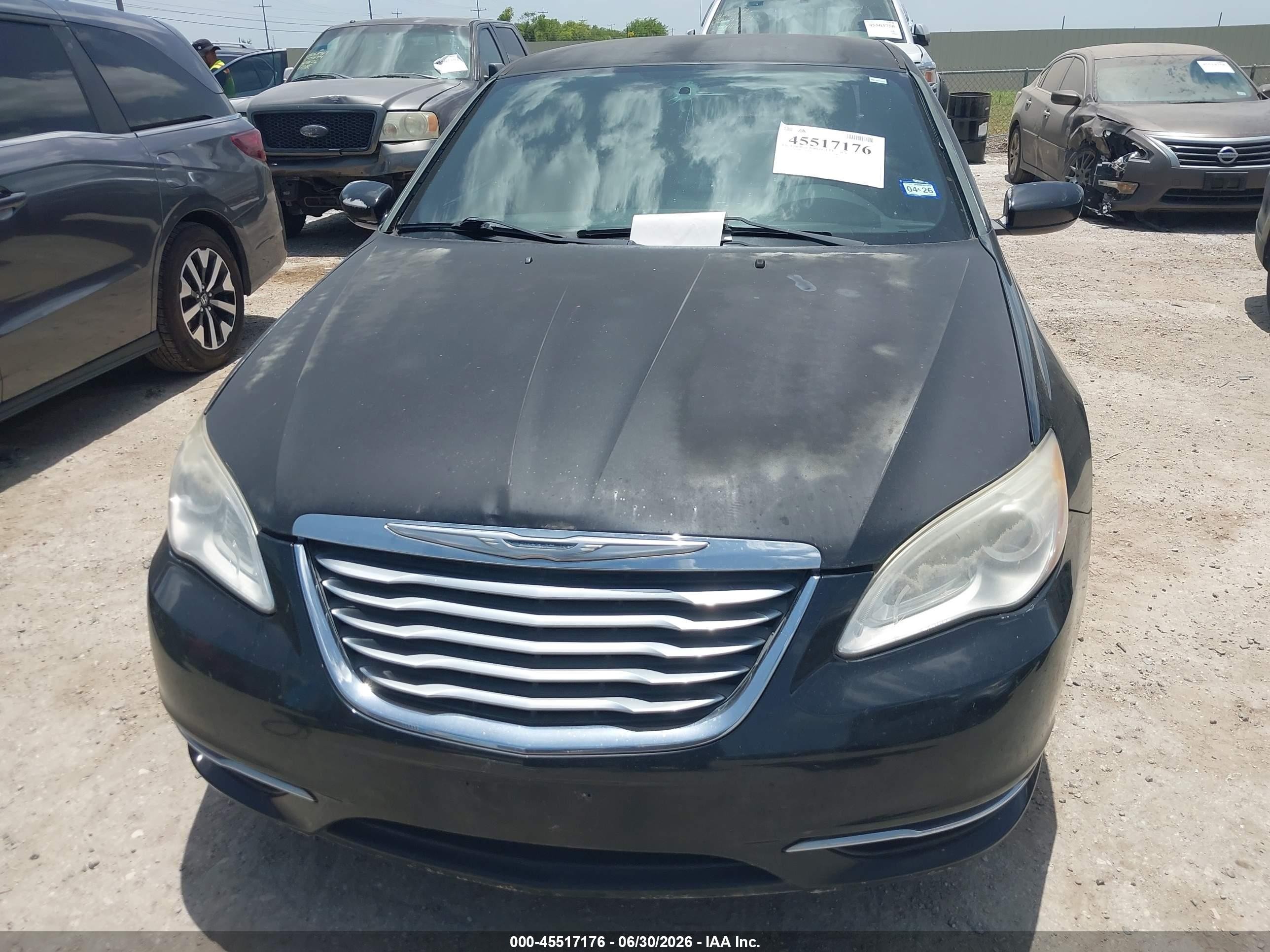 2013 Chrysler 200 Touring Black vin: 1C3CCBBB9DN542015