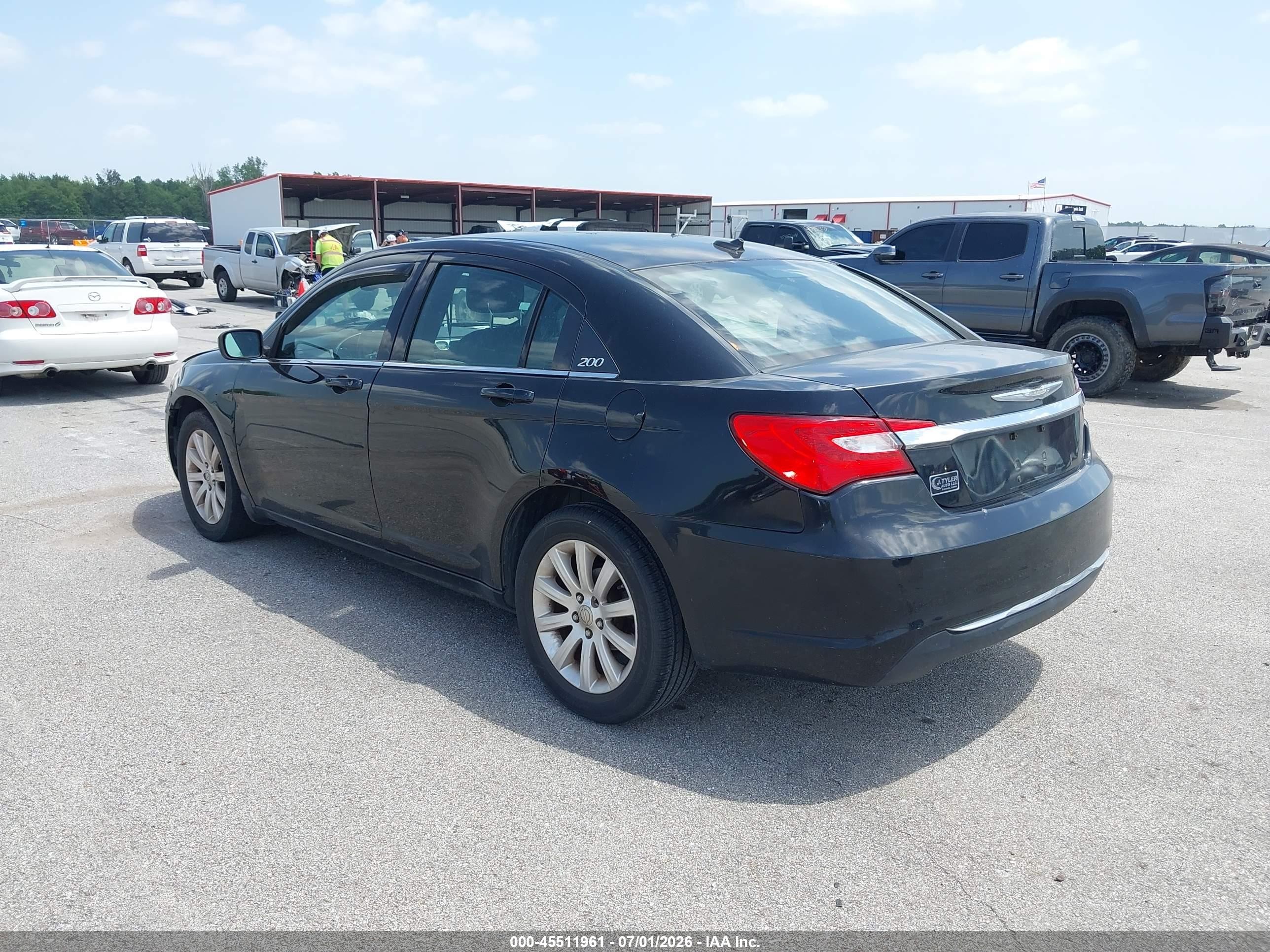 2013 Chrysler 200 Touring Черный vin: 1C3CCBBB9DN579968