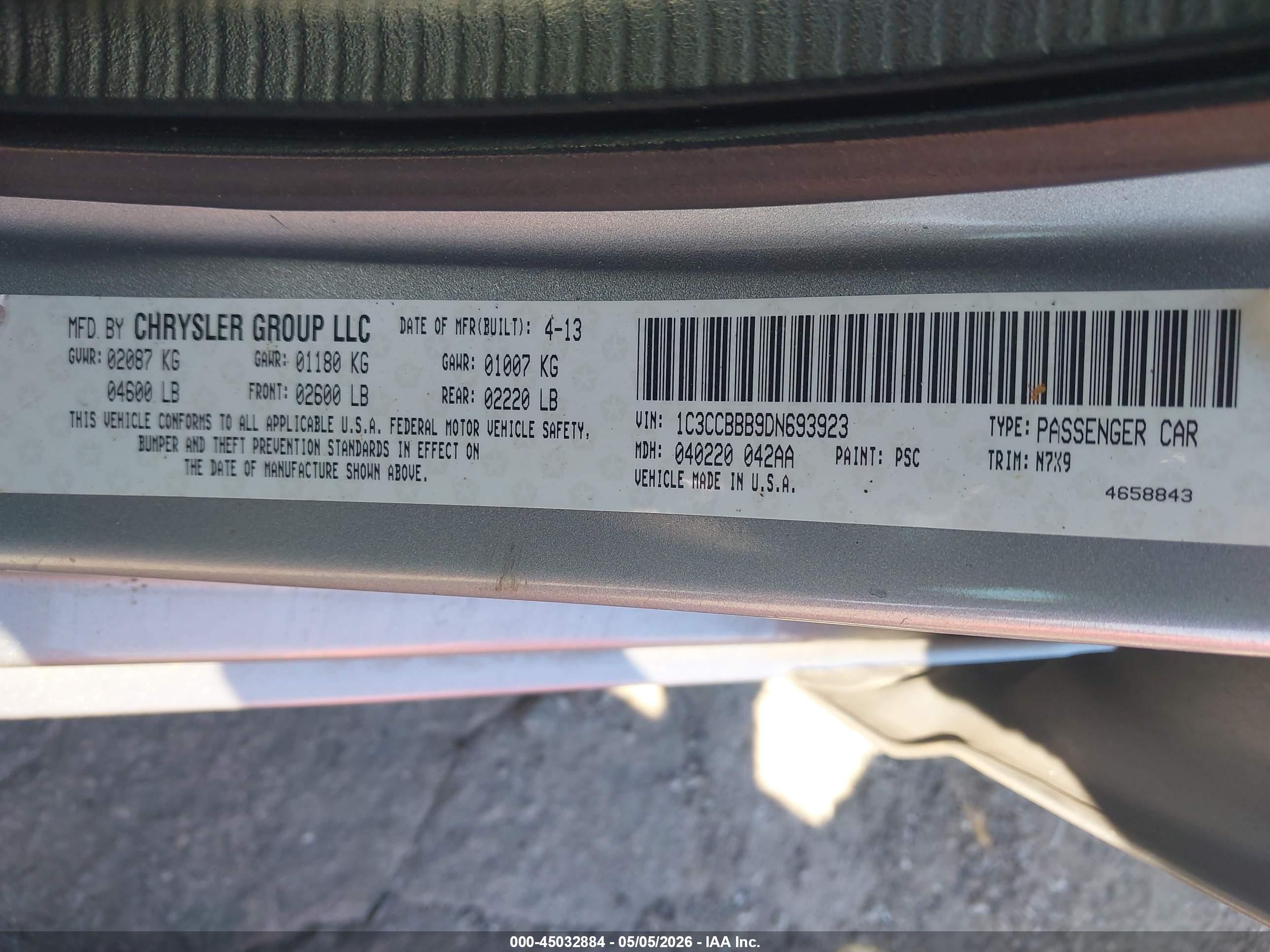 2013 Chrysler 200 Touring Silver vin: 1C3CCBBB9DN693923