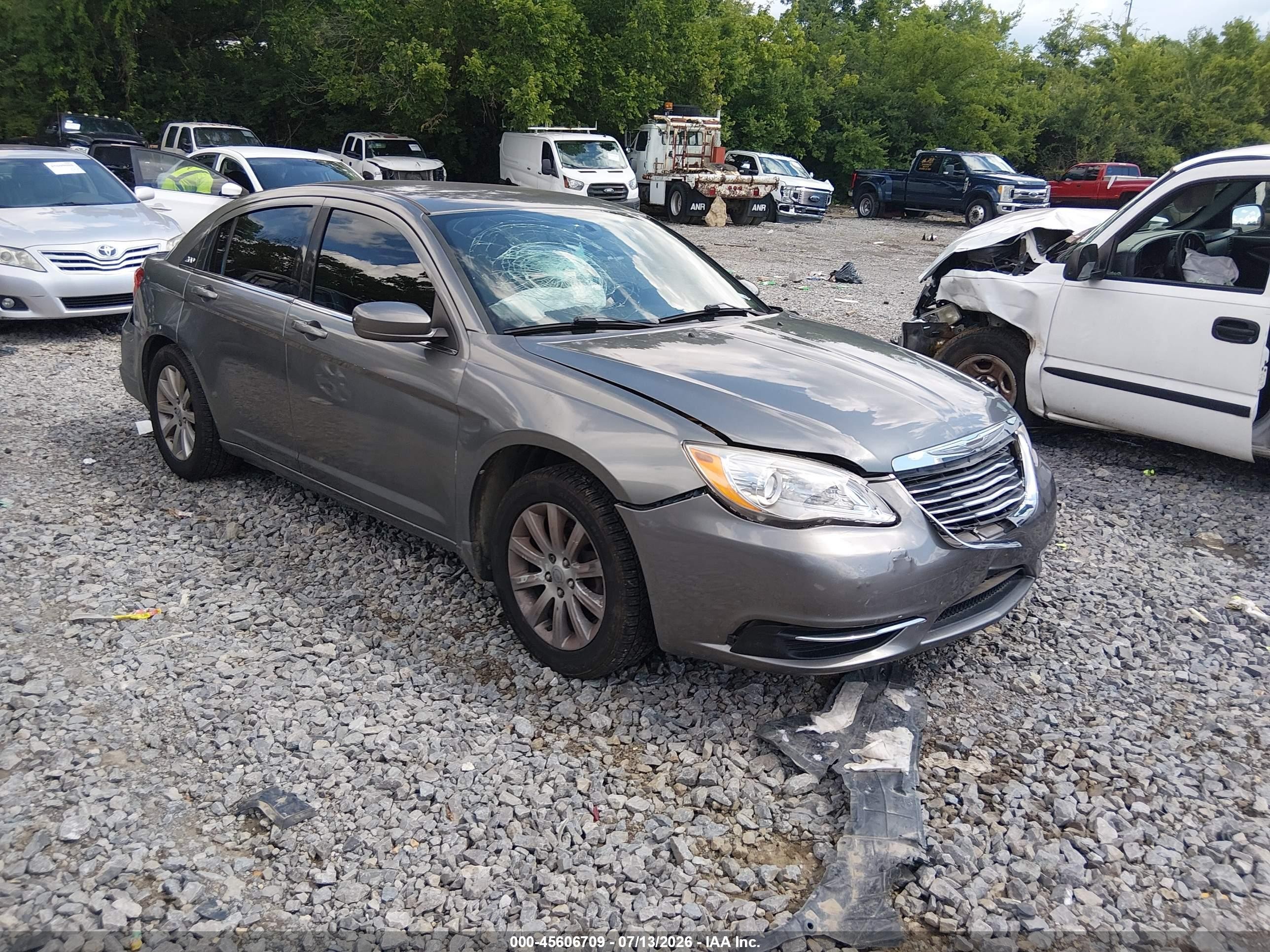 2013 Chrysler 200 Touring Gray vin: 1C3CCBBB9DN696062