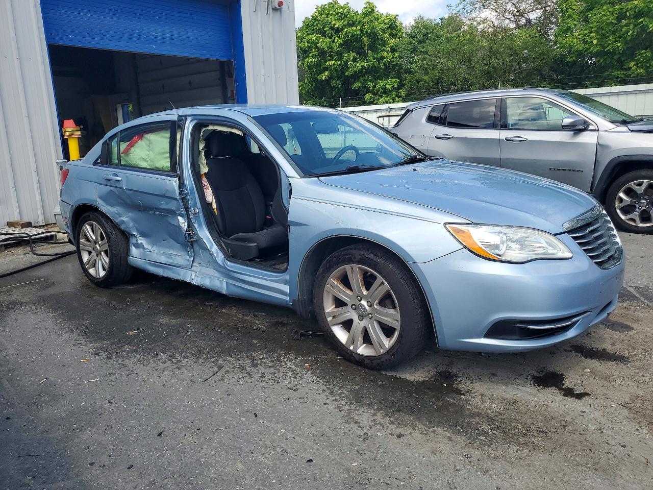 2013 Chrysler 200 Touring Blue vin: 1C3CCBBBXDN546929