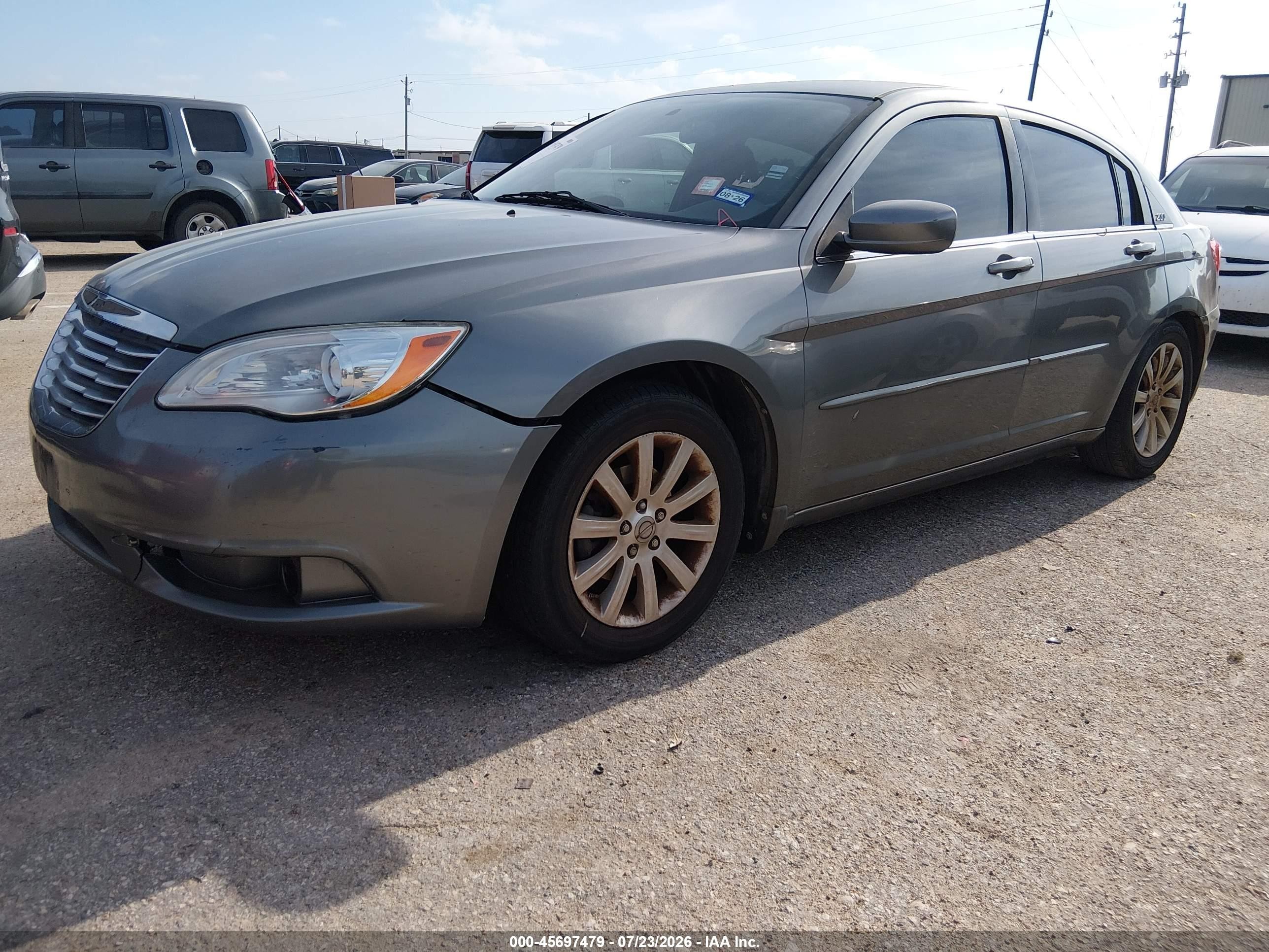 2013 Chrysler 200 Touring Gray vin: 1C3CCBBBXDN589800