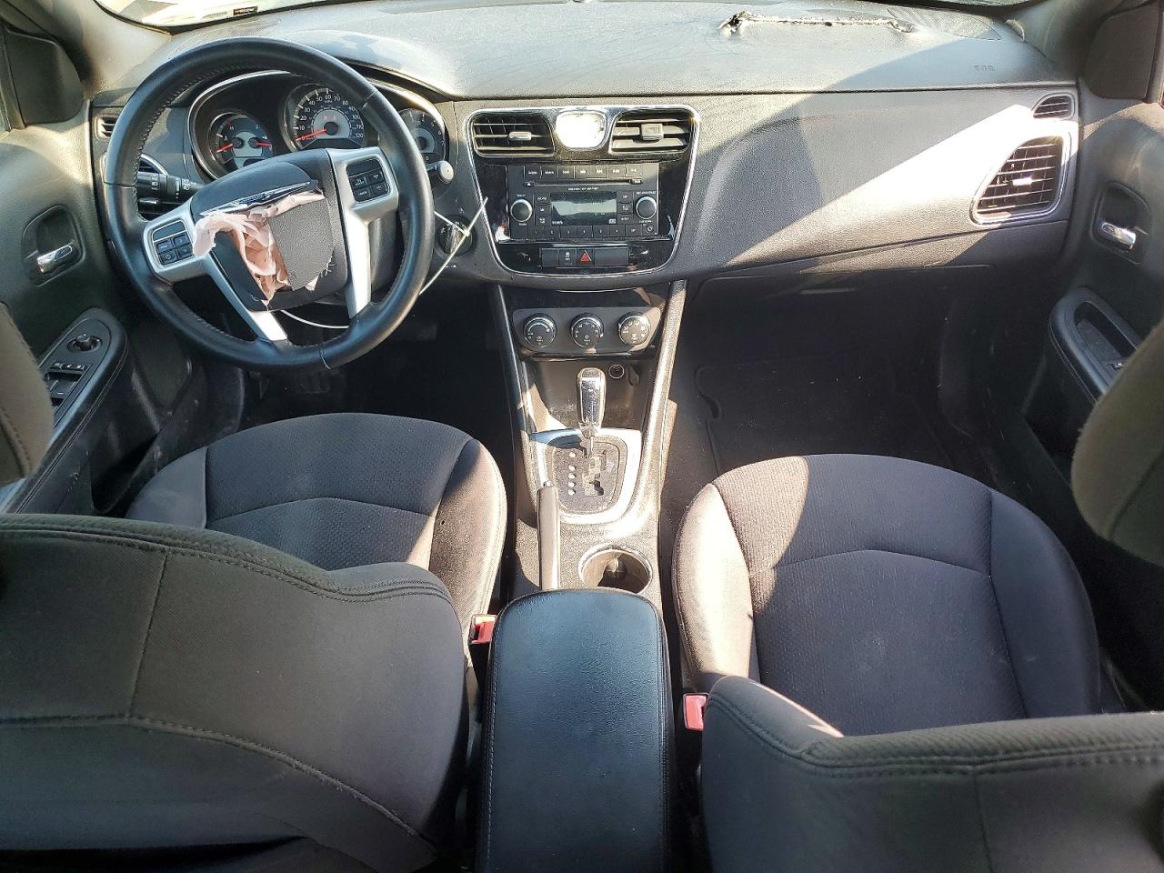 2013 Chrysler 200 Touring White vin: 1C3CCBBBXDN763879