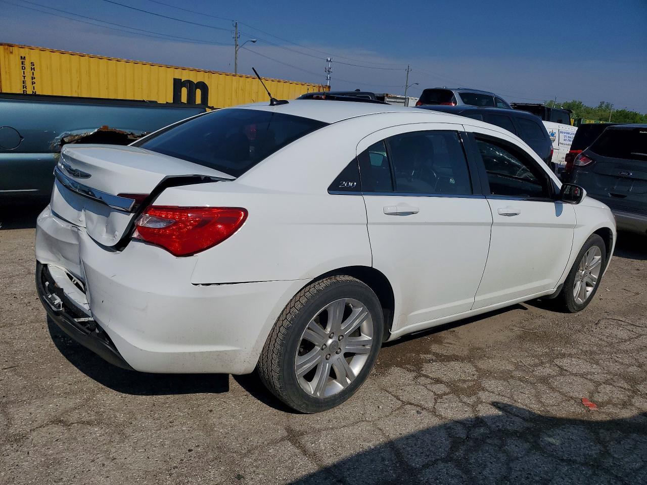 2013 Chrysler 200 Touring White vin: 1C3CCBBBXDN763879
