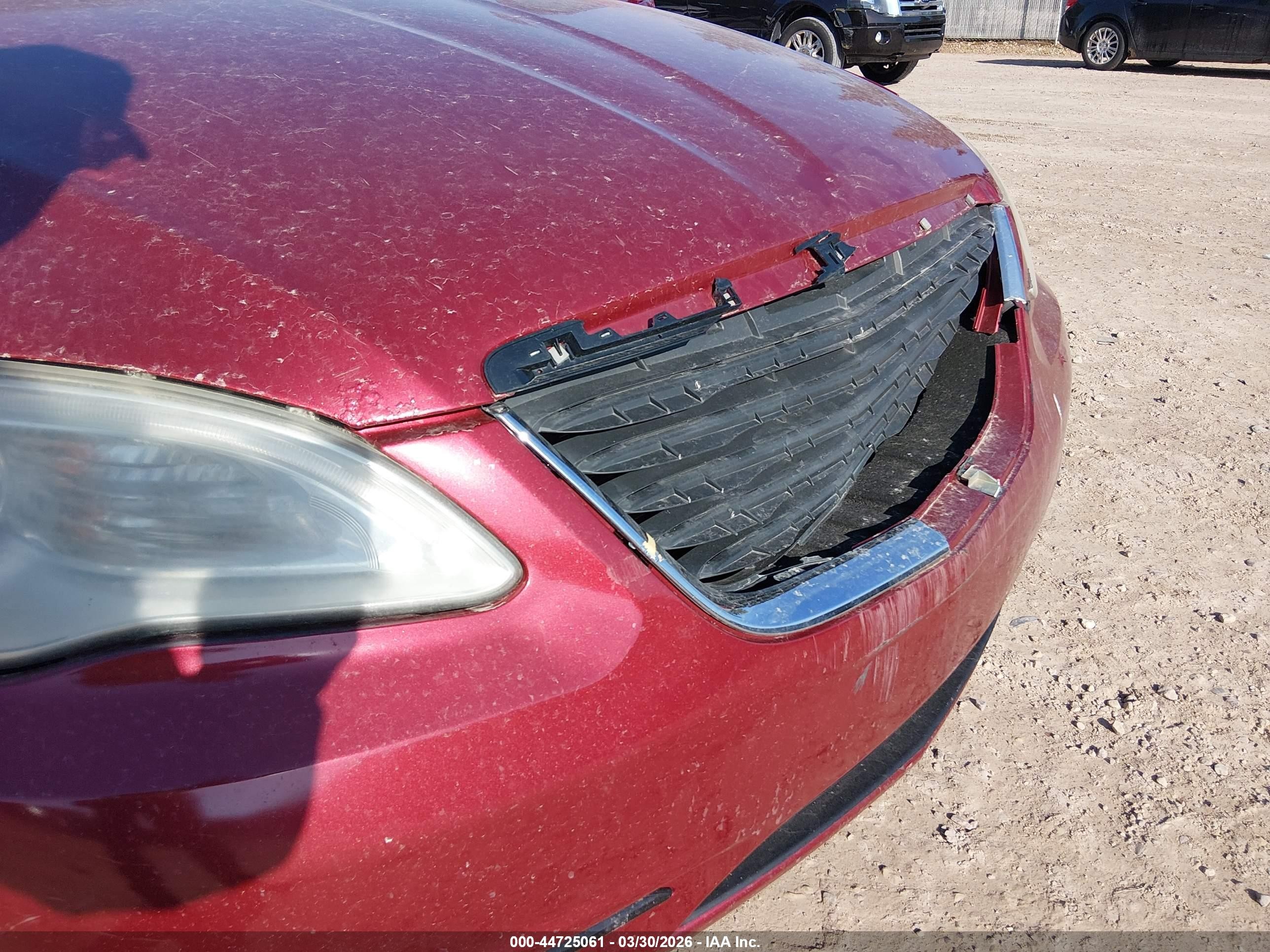 2013 Chrysler 200 Touring Maroon vin: 1C3CCBBG0DN728389