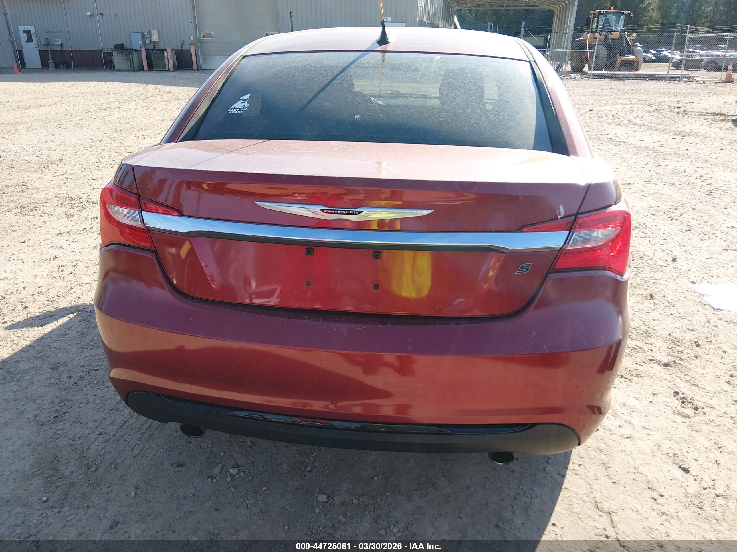 2013 Chrysler 200 Touring Maroon vin: 1C3CCBBG0DN728389