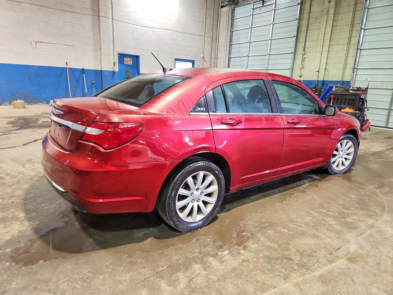 2014 Chrysler 200 Touring Red vin: 1C3CCBBG0EN115075