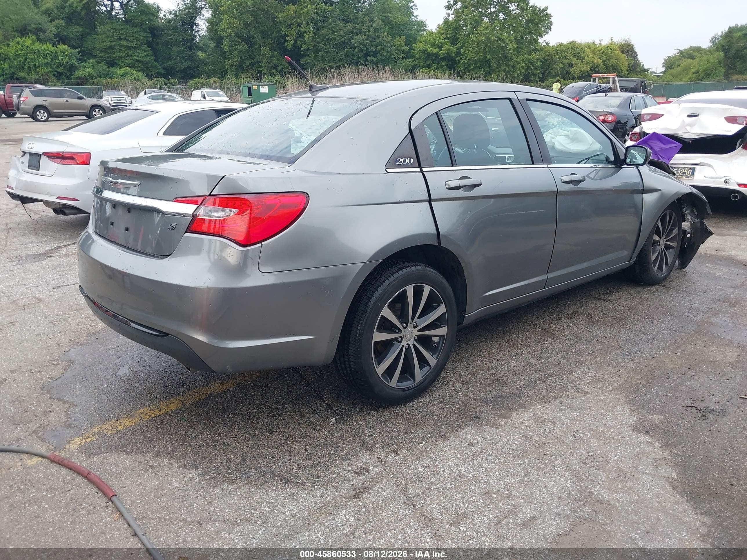 2013 Chrysler 200 Touring Gray vin: 1C3CCBBG1DN736422