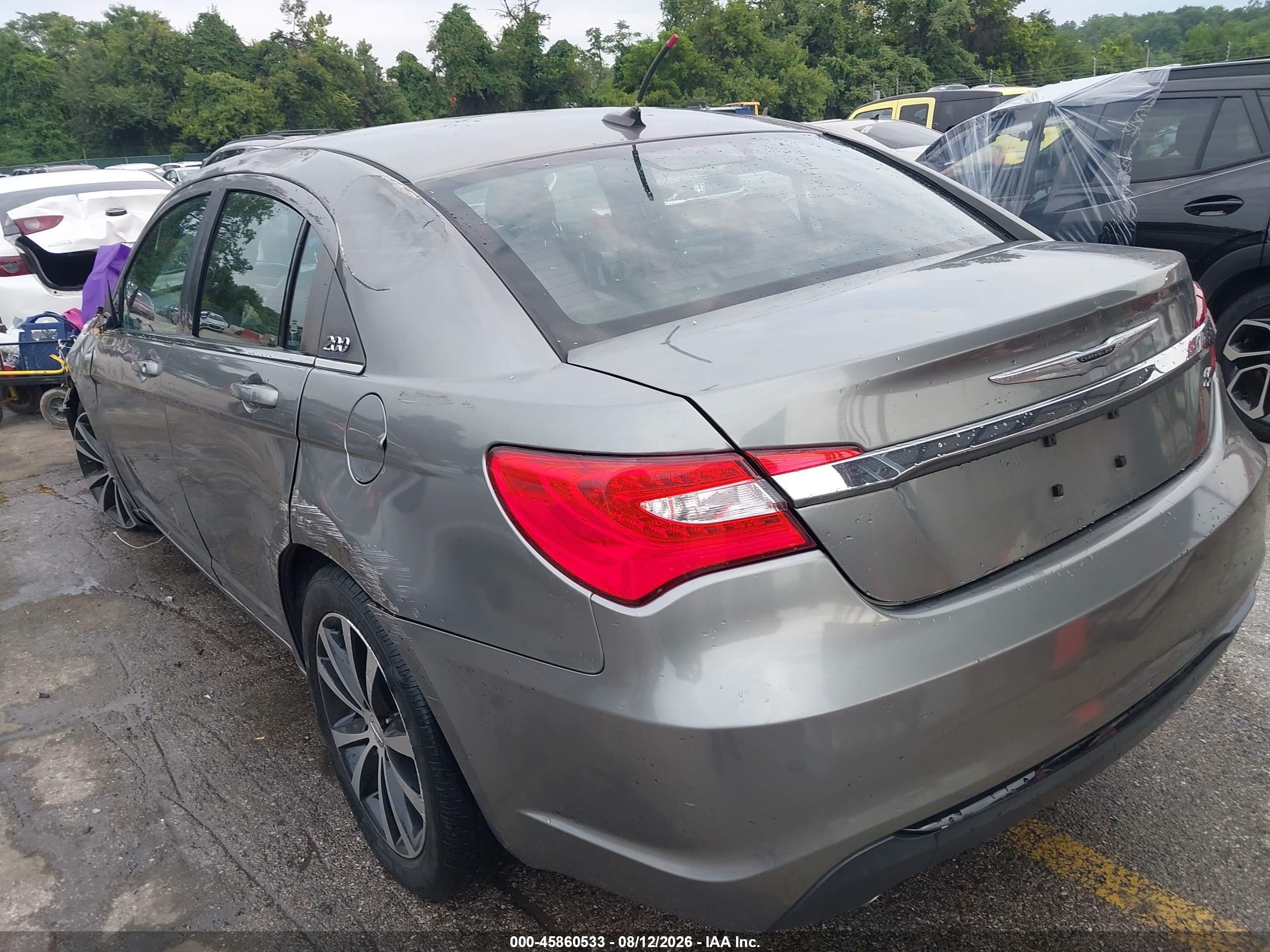 2013 Chrysler 200 Touring Gray vin: 1C3CCBBG1DN736422
