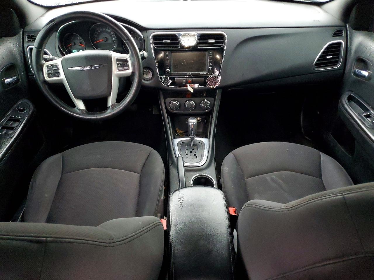 2014 Chrysler 200 Touring Черный vin: 1C3CCBBG1EN132032