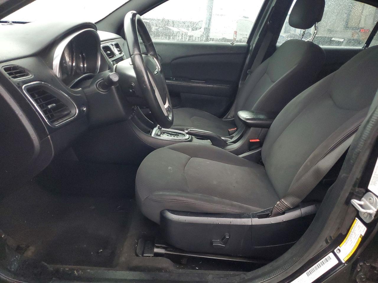 2014 Chrysler 200 Touring Черный vin: 1C3CCBBG1EN132032