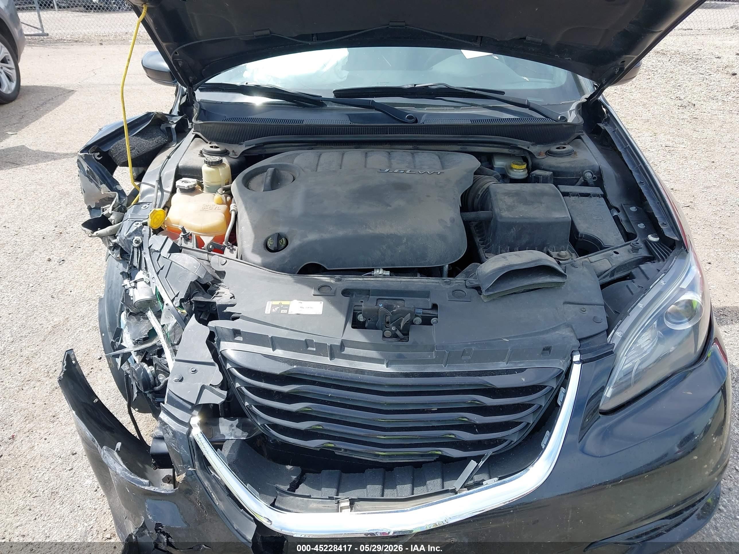 2014 Chrysler 200 Touring Черный vin: 1C3CCBBG1EN159540