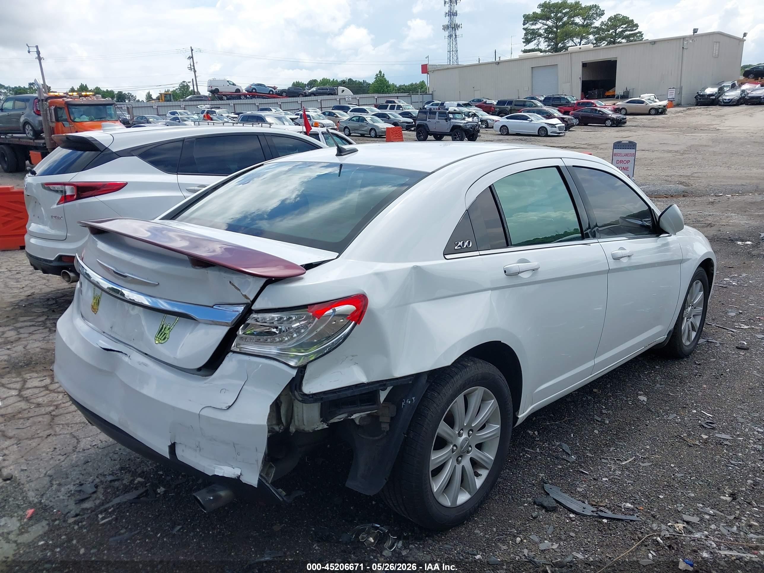 2013 Chrysler 200 Touring White vin: 1C3CCBBG3DN558187