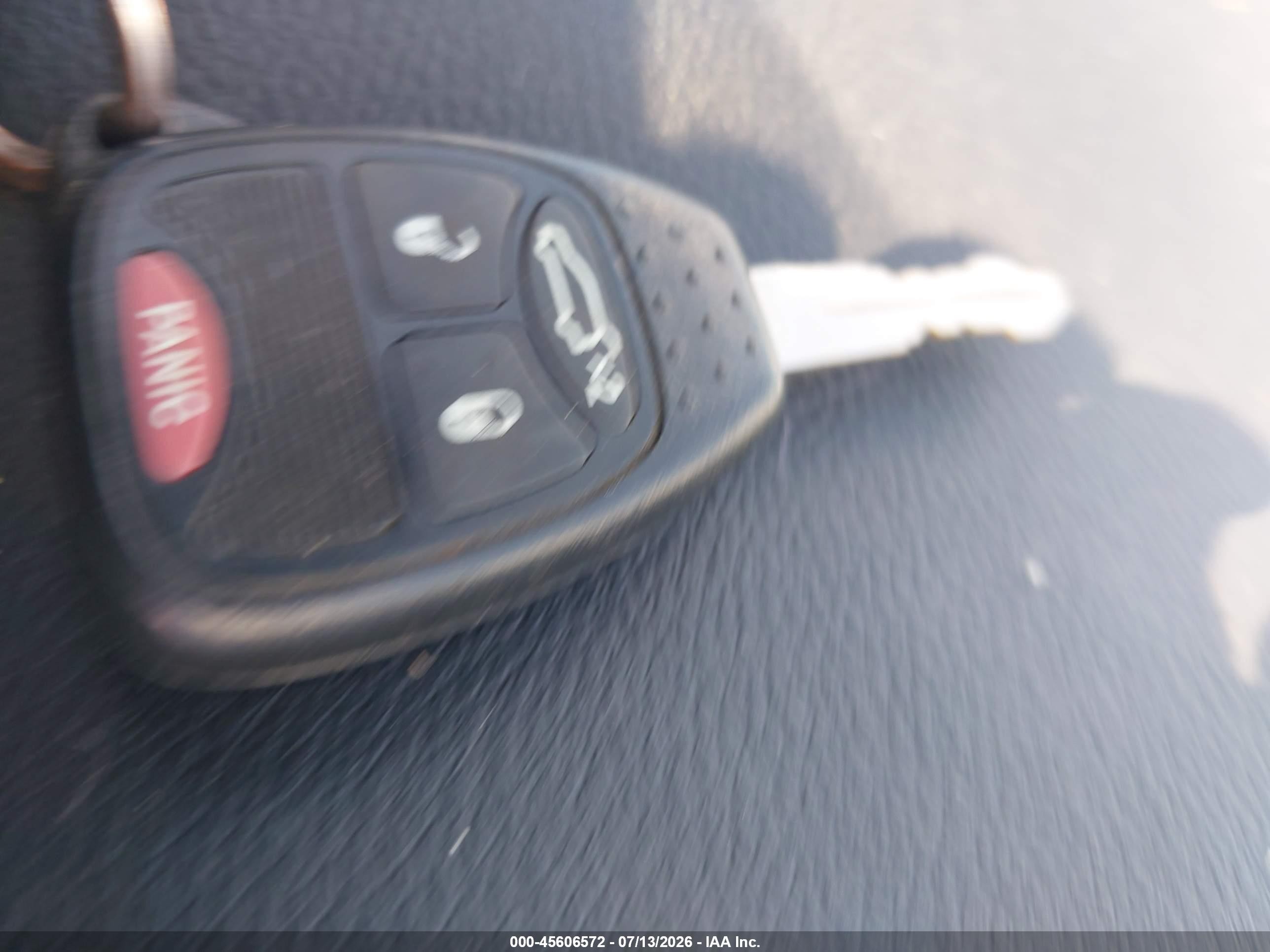2014 Chrysler 200 Touring Серебряный vin: 1C3CCBBG3EN105897